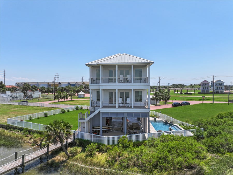 Property photo for 3515 Hudson Court, Galveston, TX