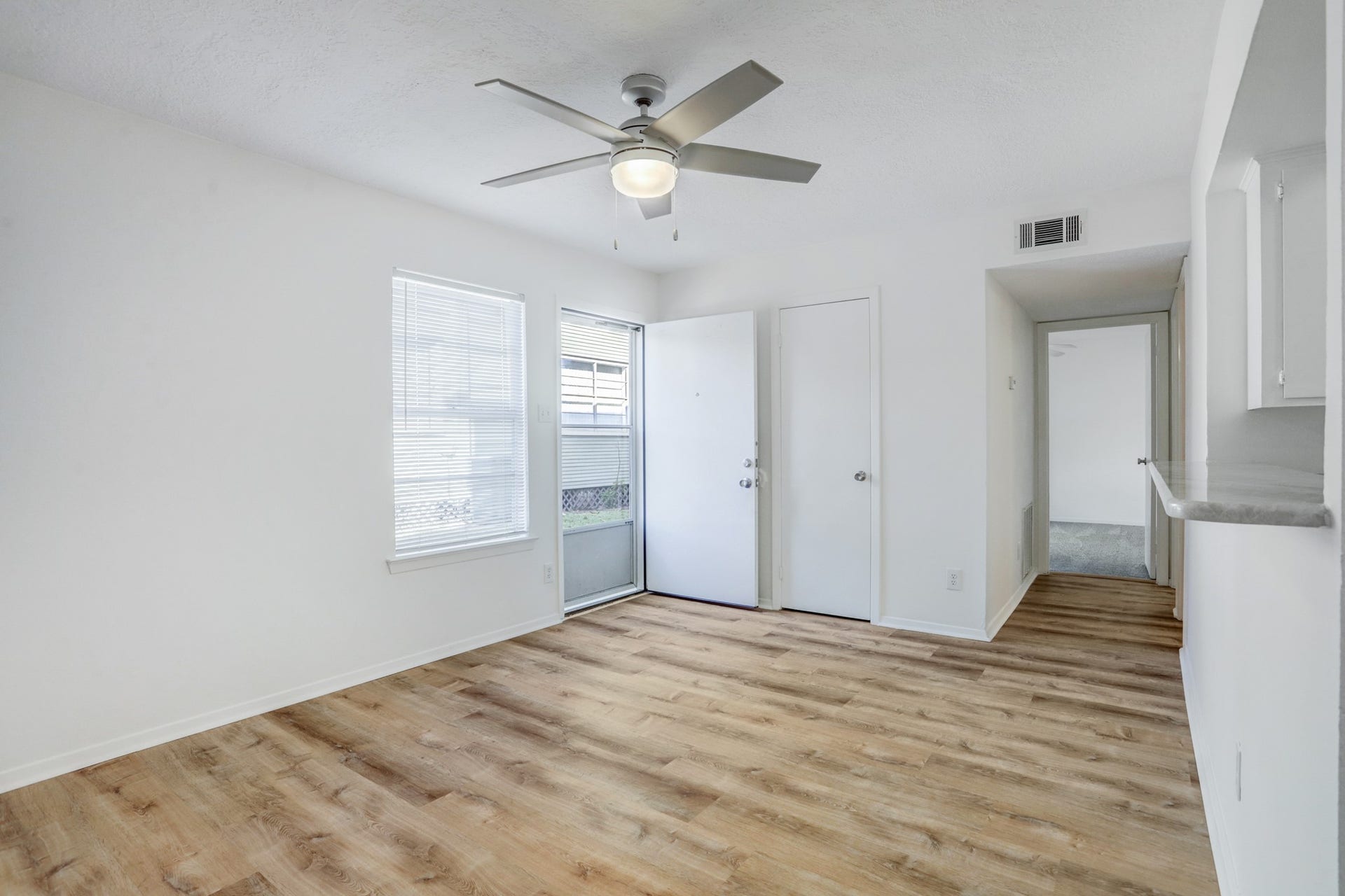606 Enid Street, #1/2A, Houston, TX 77009