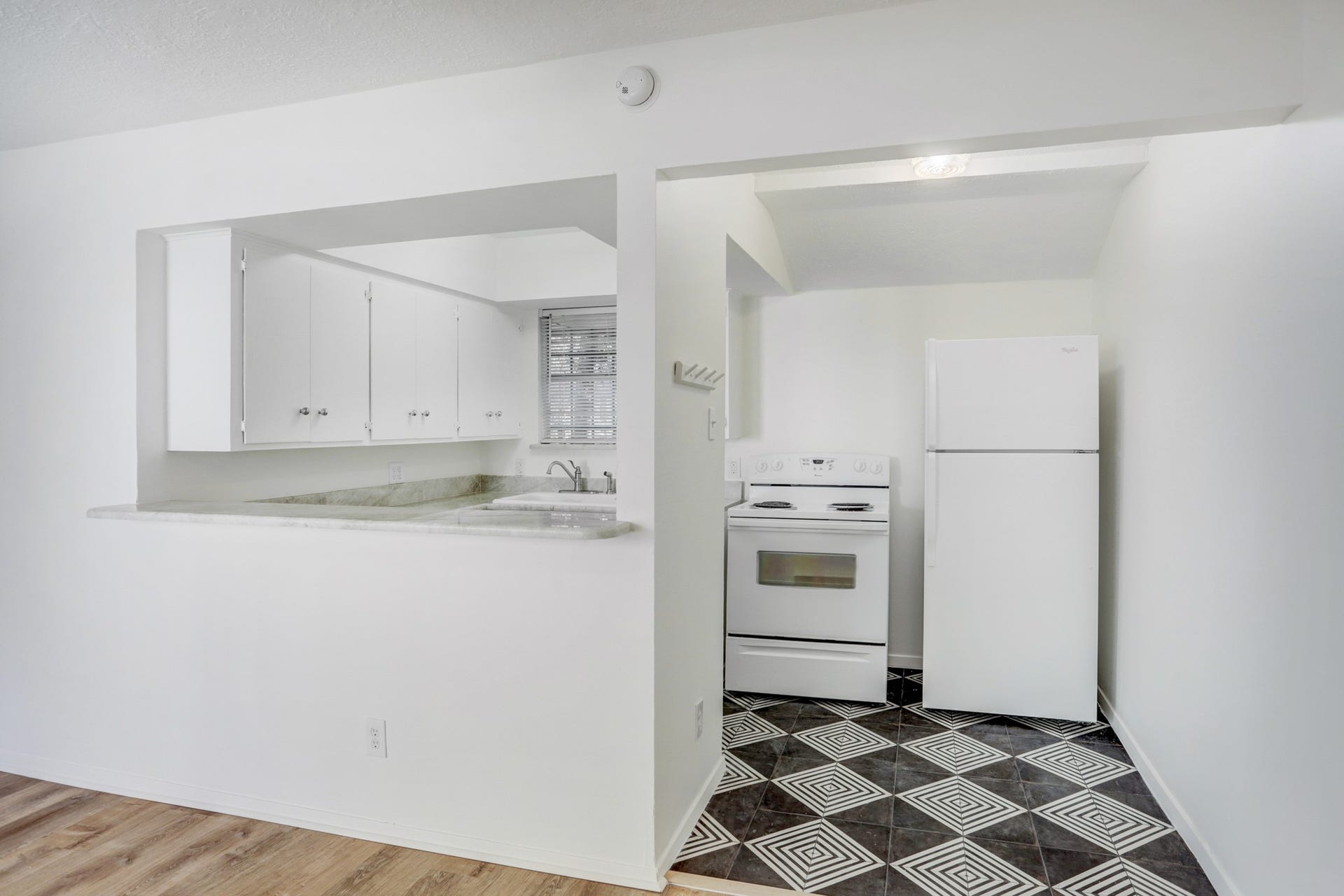 606 Enid Street, #1/2A, Houston, TX 77009