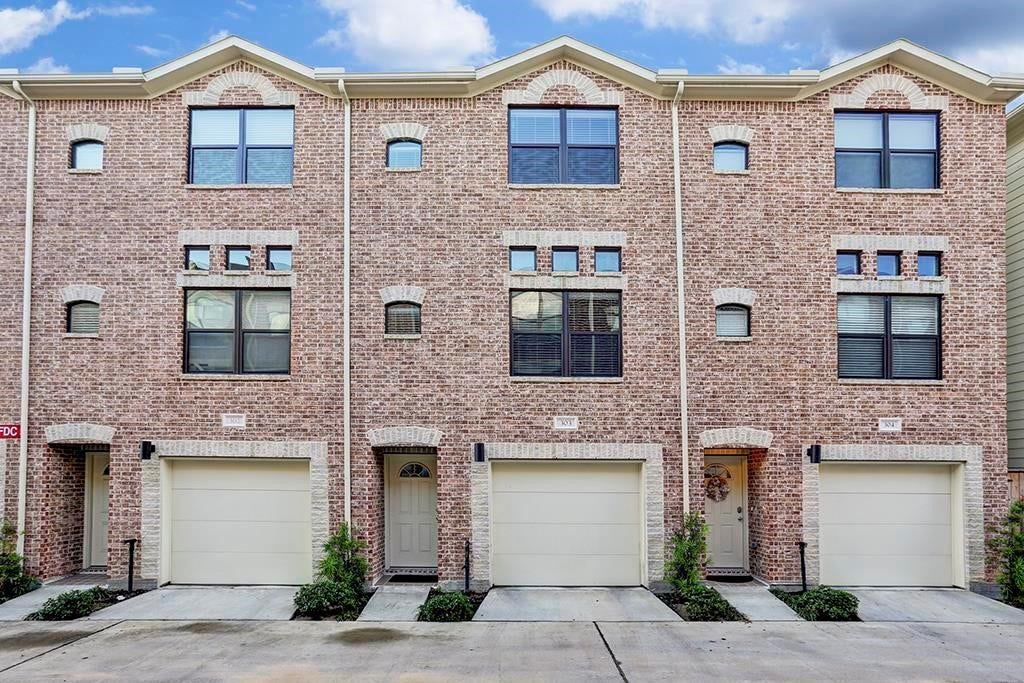 648 Westcross Street, #303, Houston, TX 77018 648 Westcross Street, #303, Houston, TX 77018