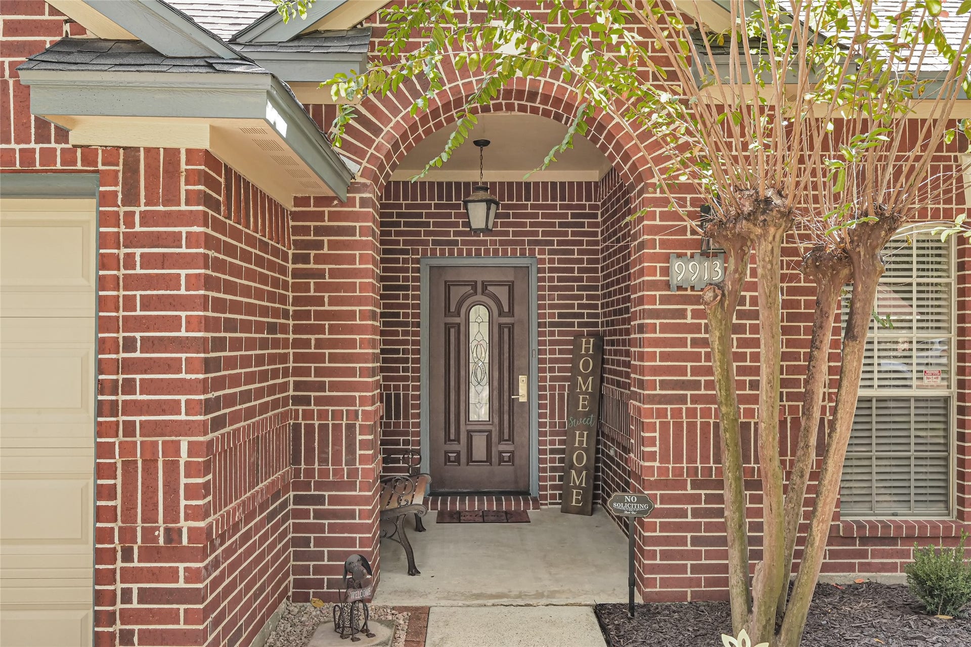 9913 Leamington Drive, Houston, TX 77070 9913 Leamington Drive, Houston, TX 77070