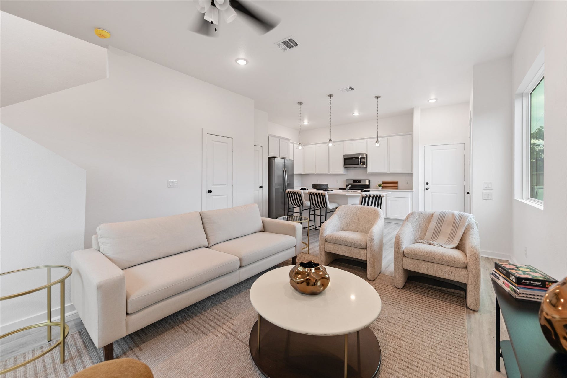 3326 Anita, #B, Houston, TX 77004 3326 Anita, #B, Houston, TX 77004