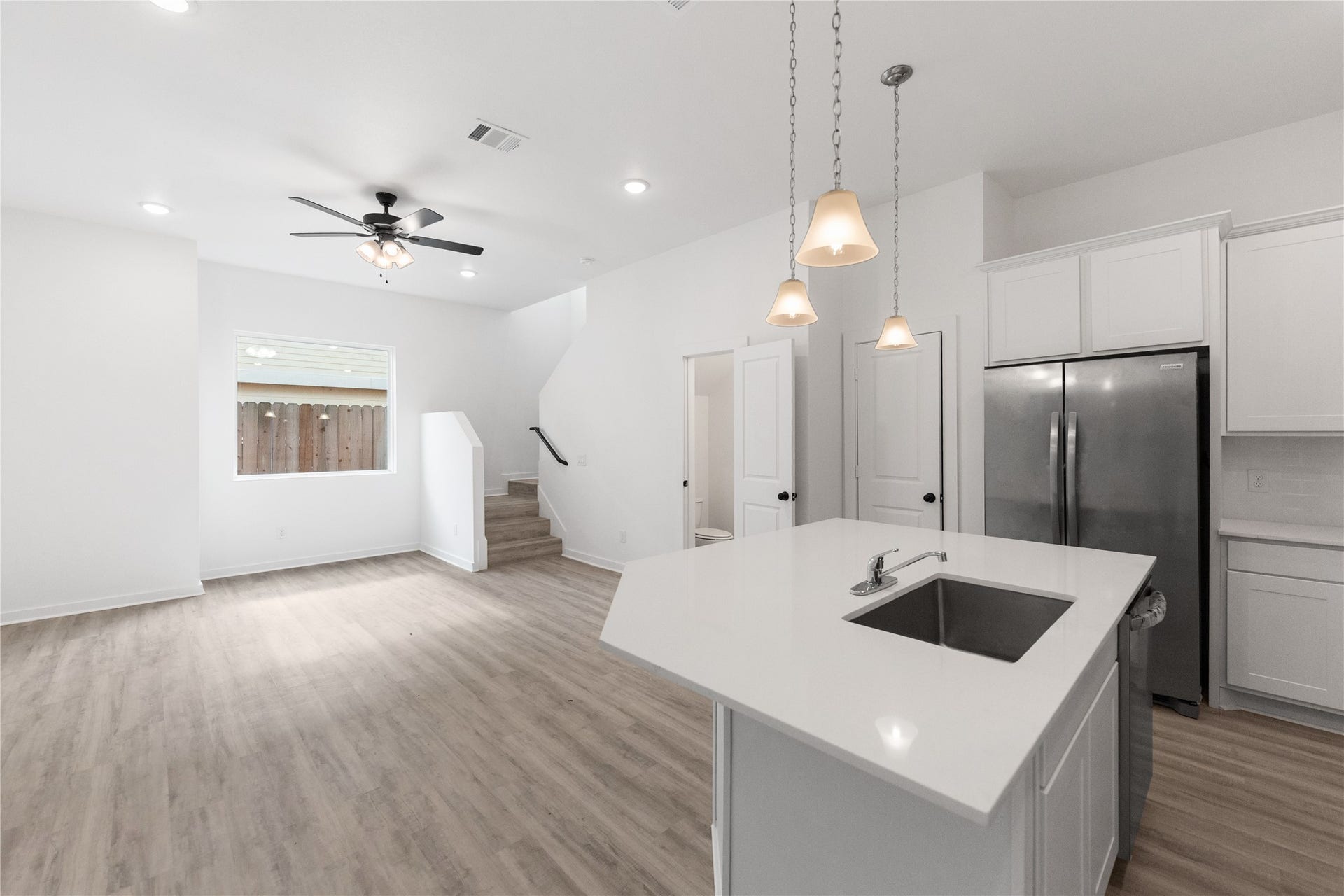 3326 Anita, #B, Houston, TX 77004 Open Concept 1st Floor living