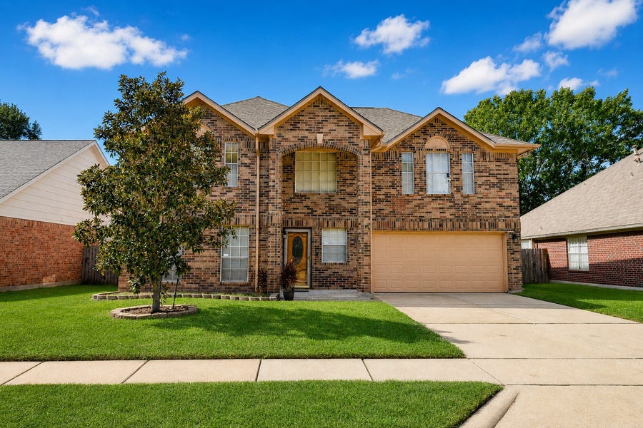 Property photo for 16318 Cobble Springs Court, Sugar Land, TX