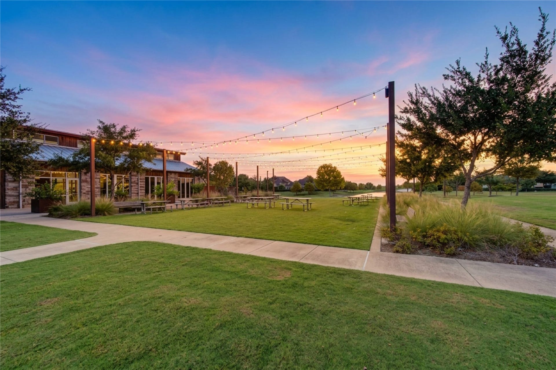 2803 Enriched Enclave Court, Richmond, TX 77406 Harvest Green Amenities - Harvest Green left over 470 acres of open green space to let mother nature breathe a little.