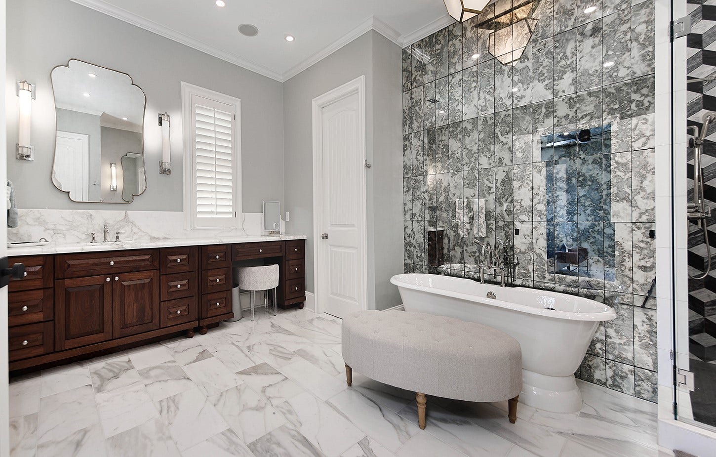 56 N Bay Boulevard, The Woodlands, TX 77380 56 N Bay Boulevard, The Woodlands, TX 77380