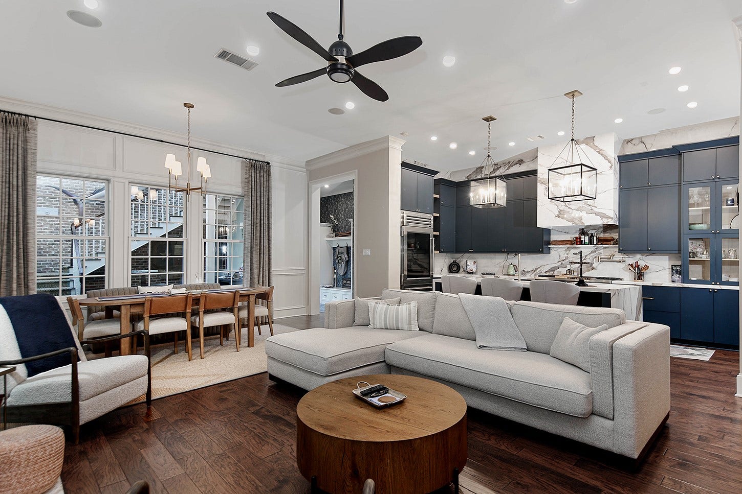 56 N Bay Boulevard, The Woodlands, TX 77380 56 N Bay Boulevard, The Woodlands, TX 77380
