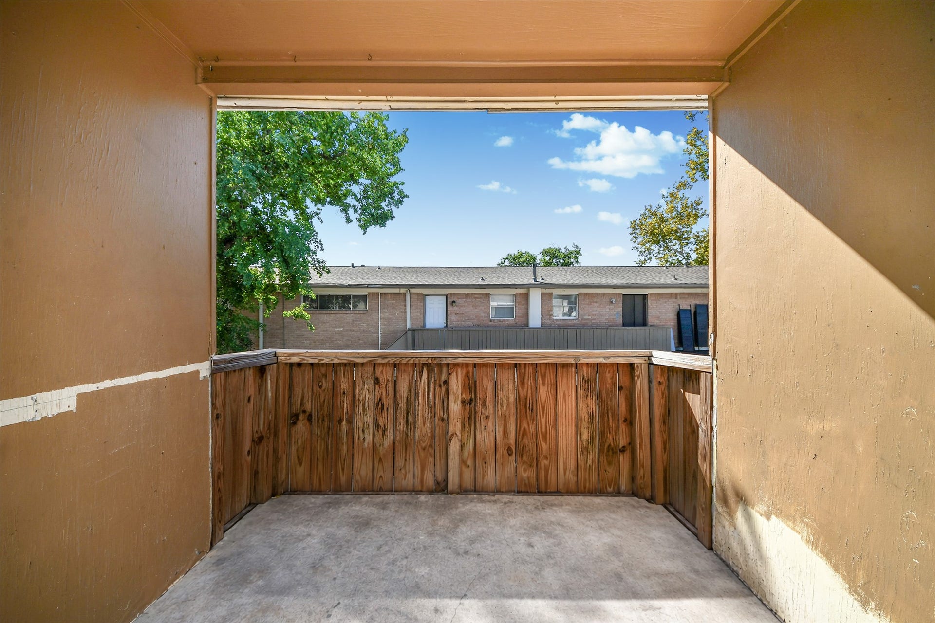 1240 Shadowdale Drive, #14, Houston, TX 77043 1240 Shadowdale Drive, #14, Houston, TX 77043
