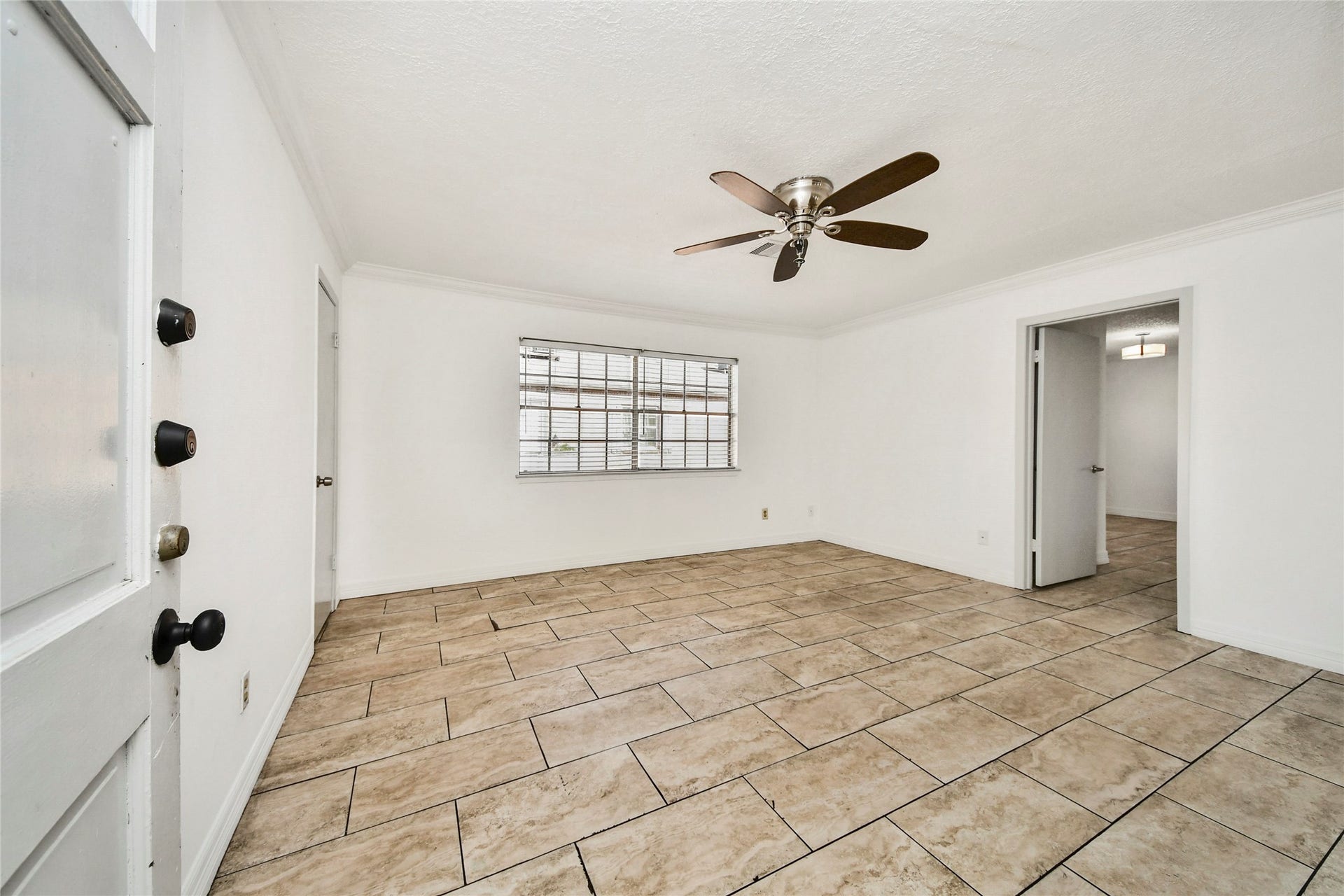 1240 Shadowdale Drive, #14, Houston, TX 77043 1240 Shadowdale Drive, #14, Houston, TX 77043