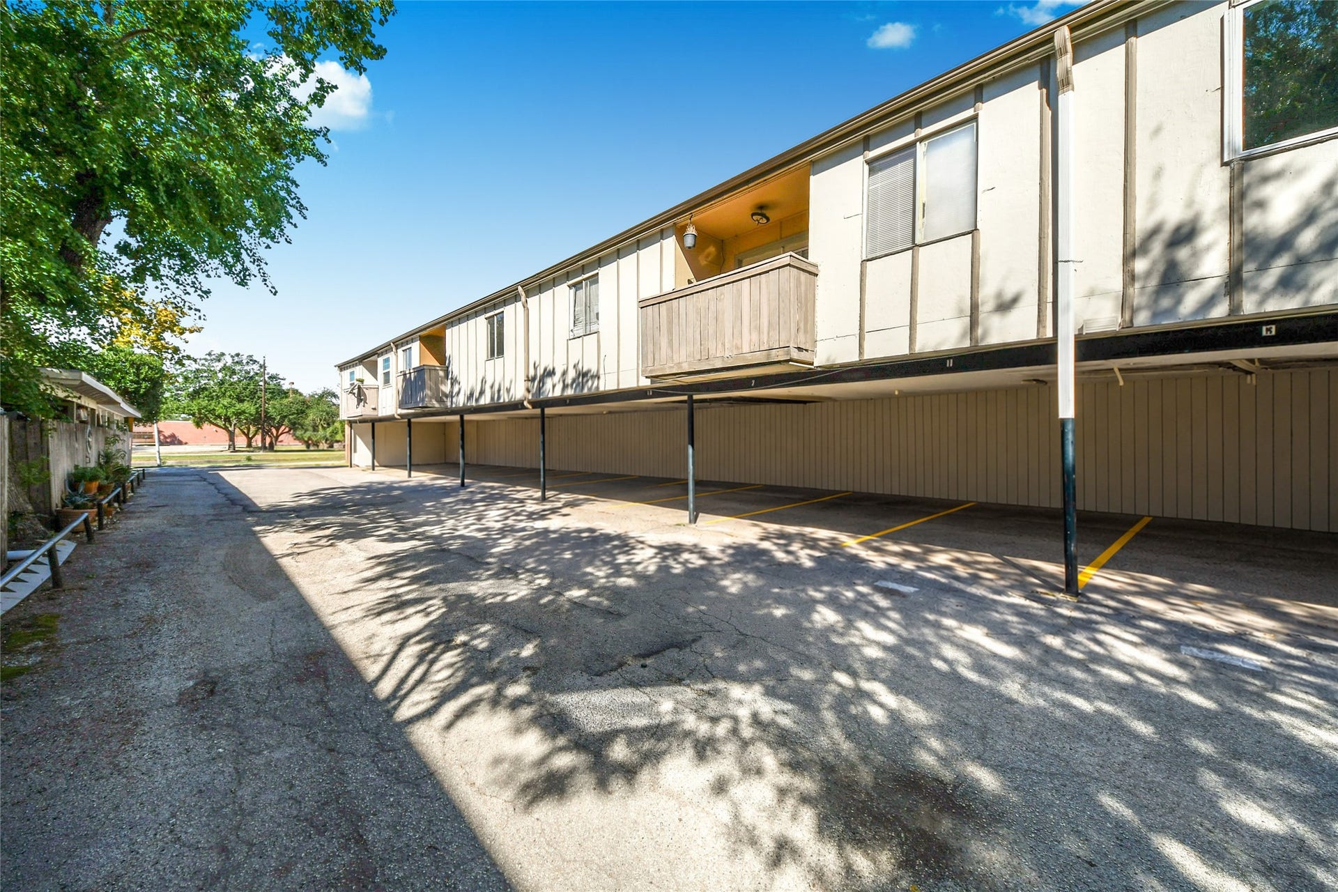 1240 Shadowdale Drive, #14, Houston, TX 77043 1240 Shadowdale Drive, #14, Houston, TX 77043