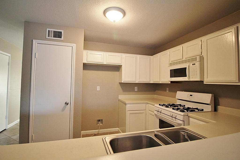 12026 Kleinmeadow Drive, Houston, TX 77066 12026 Kleinmeadow Drive, Houston, TX 77066