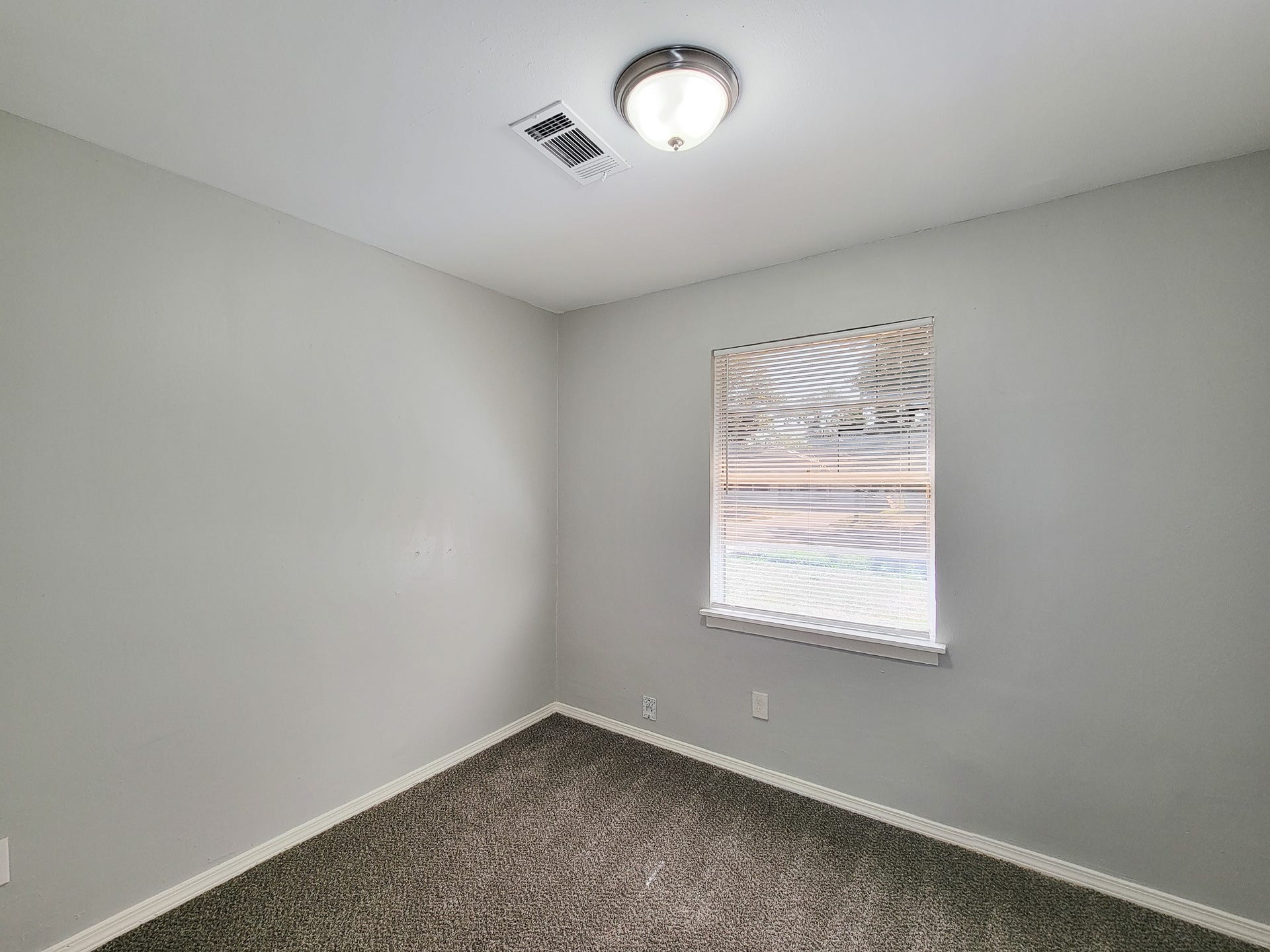 5007 Caplin Street, Houston, TX 77026