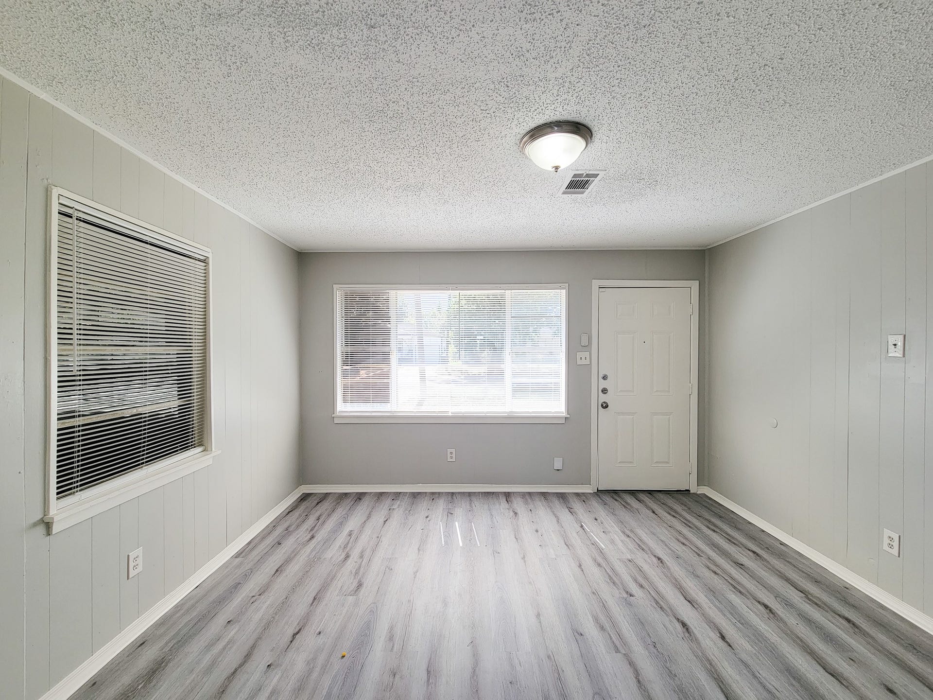 5007 Caplin Street, Houston, TX 77026