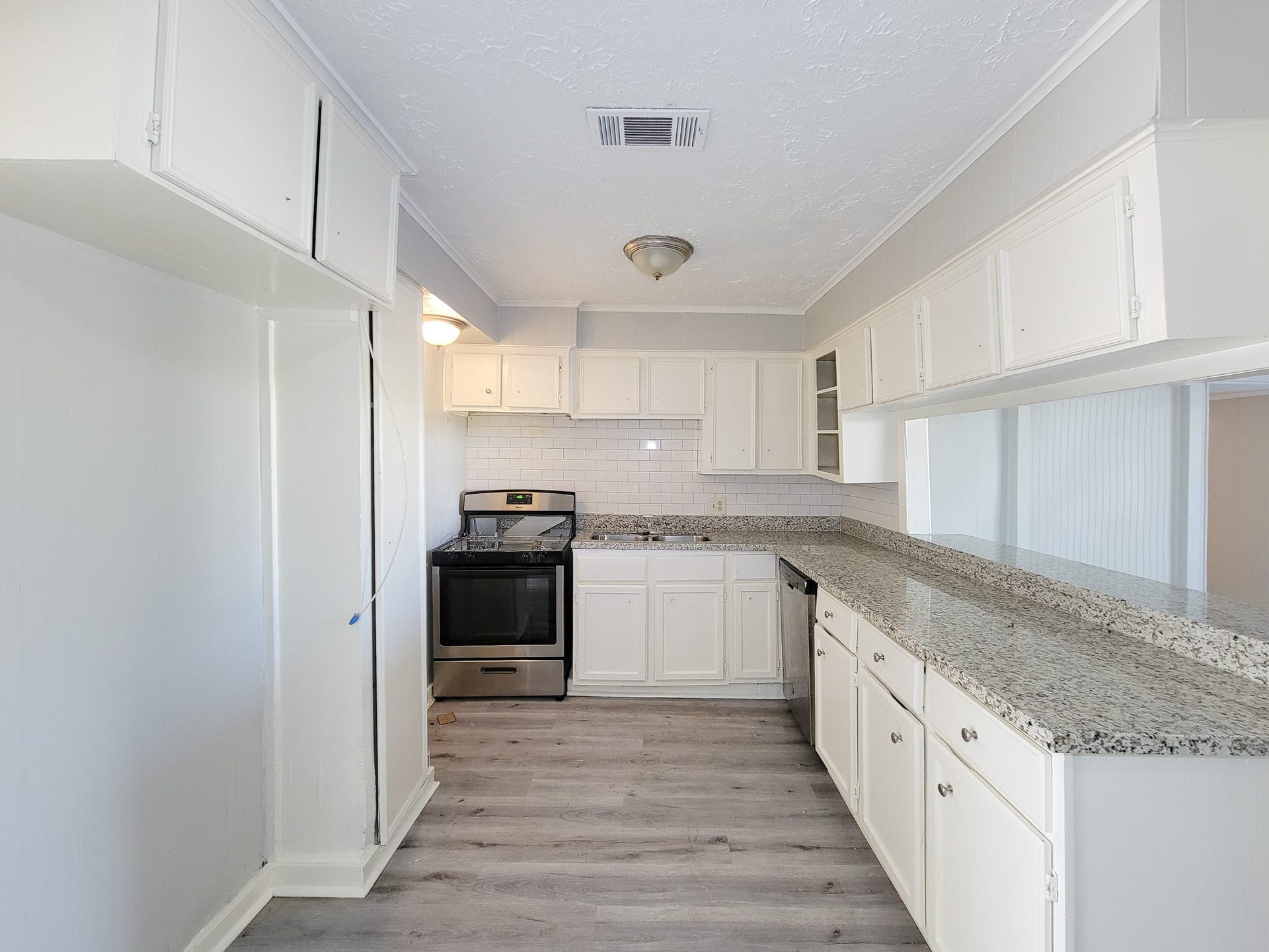 5007 Caplin Street, Houston, TX 77026