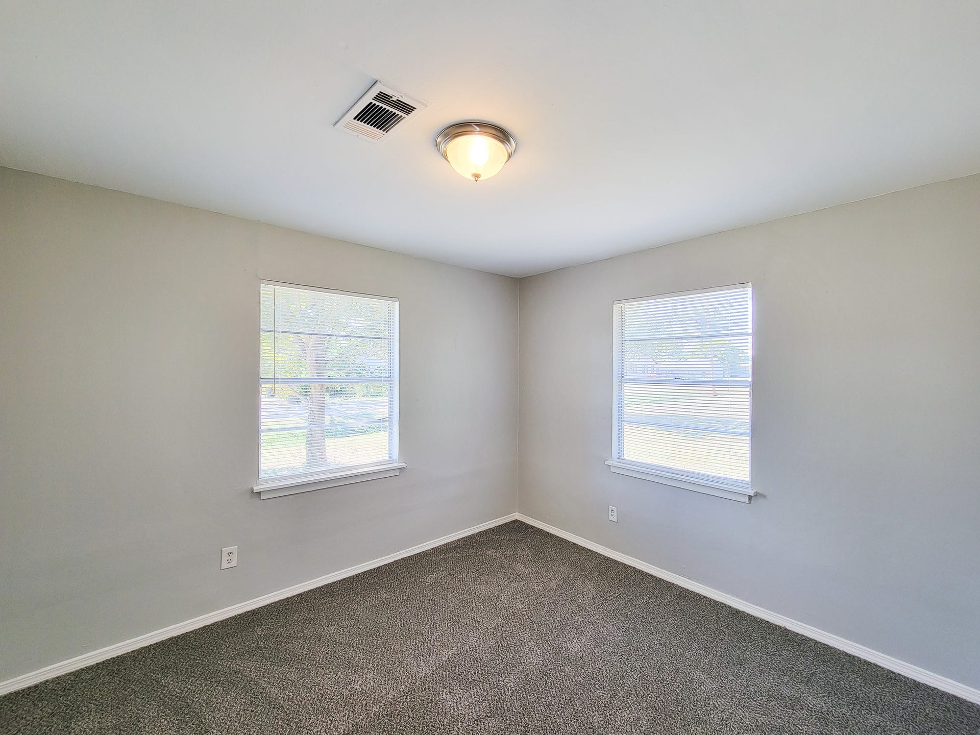 5007 Caplin Street, Houston, TX 77026