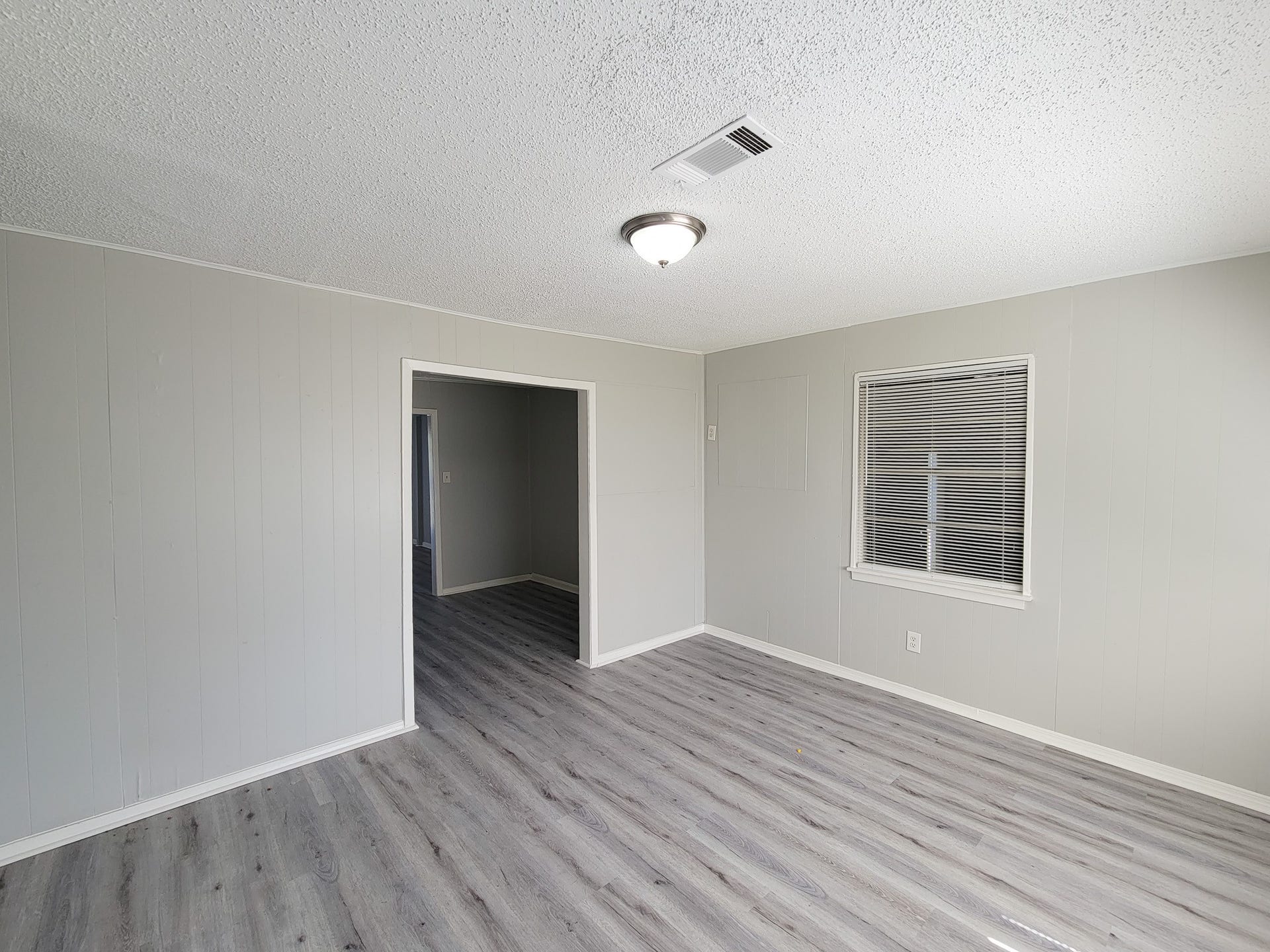 5007 Caplin Street, Houston, TX 77026