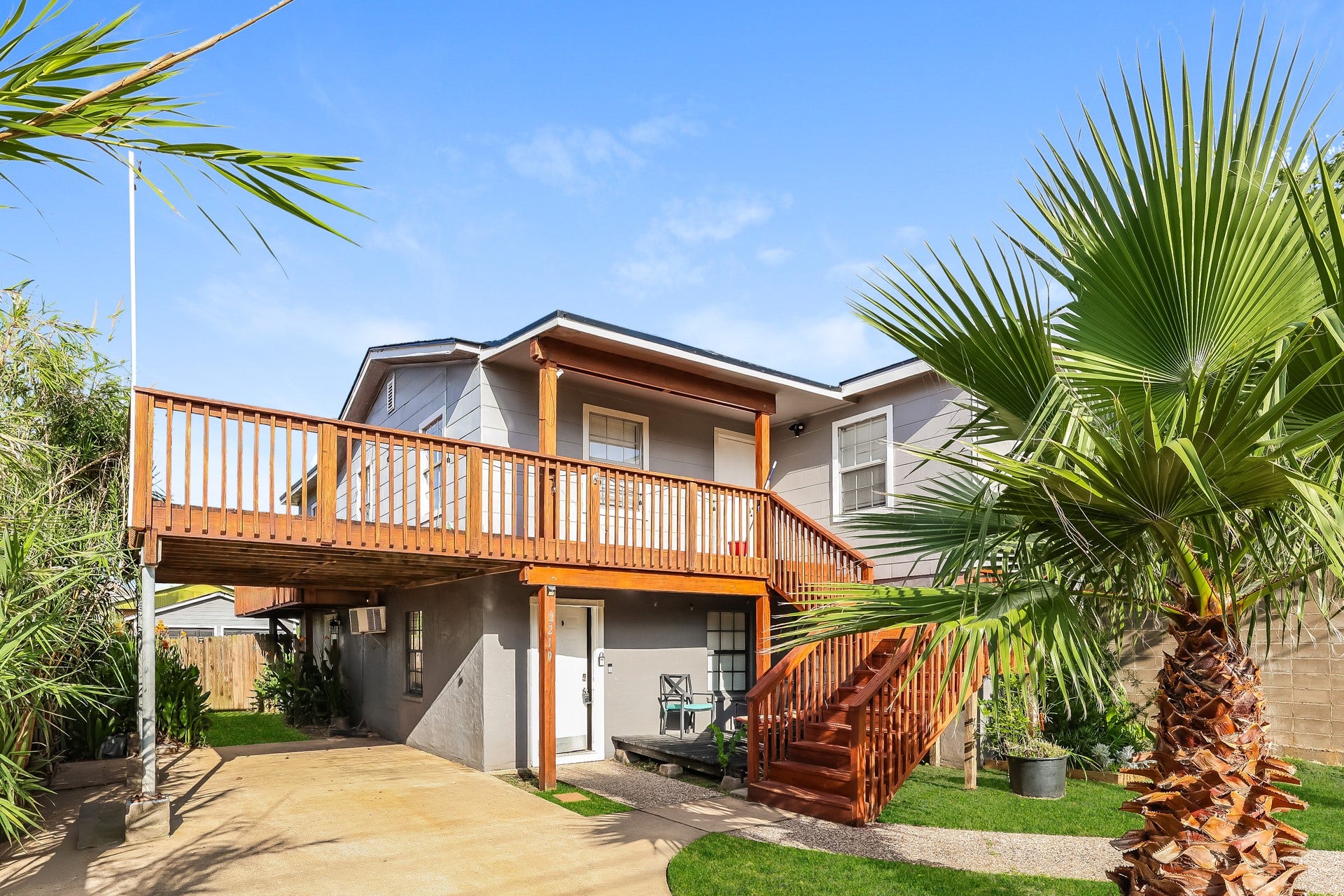 2219 72nd Street, #B, Galveston, TX 77551 2219 72nd Street, #B, Galveston, TX 77551