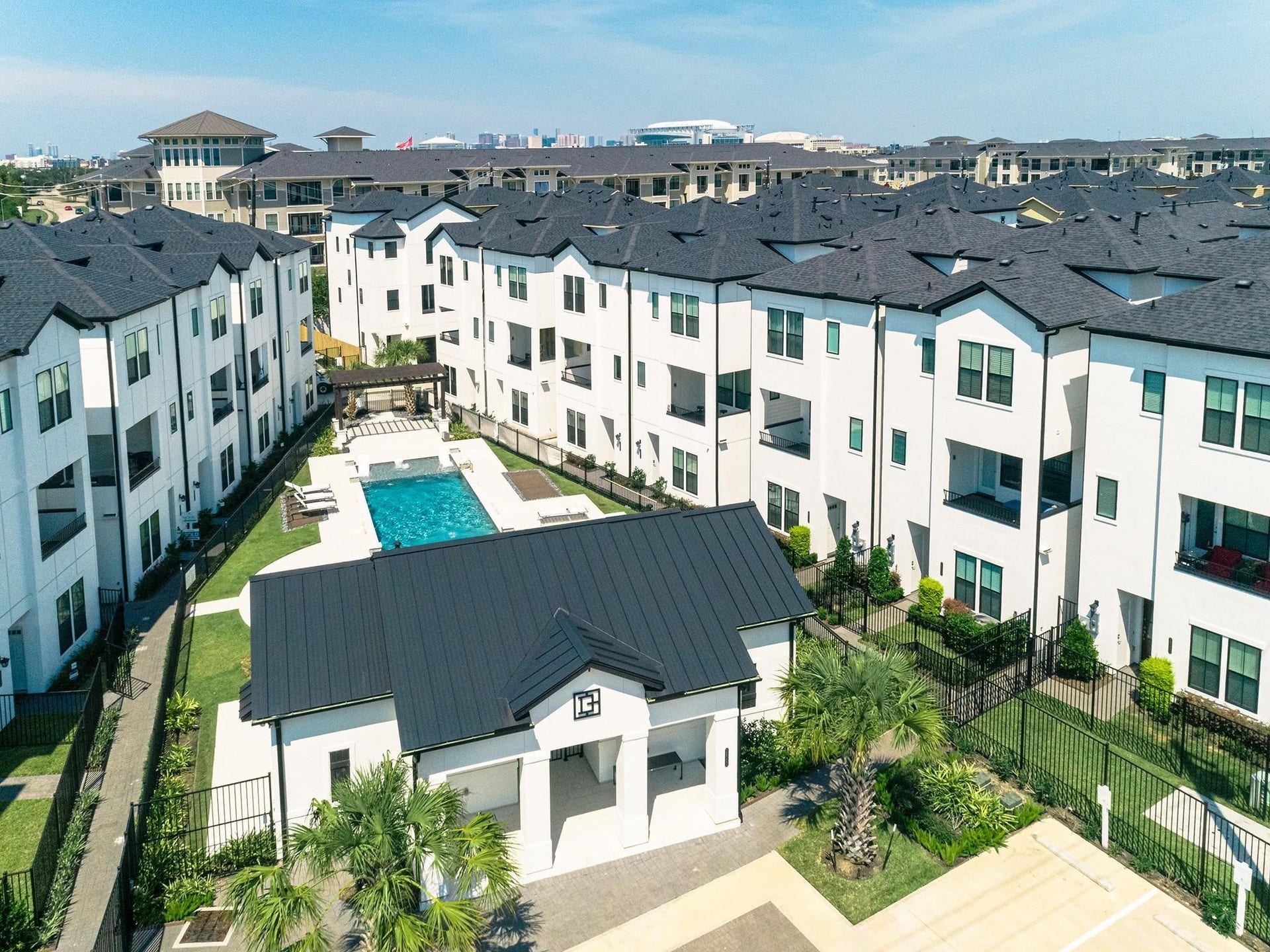 2804 Grand Fountains Drive, #D, Houston, TX 77054 2804 Grand Fountains Drive, #D, Houston, TX 77054