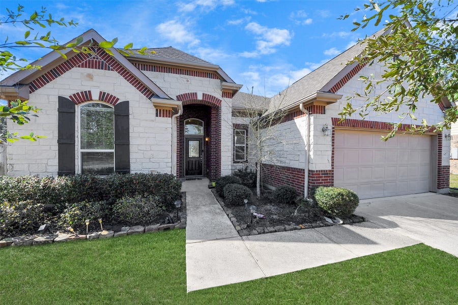 Property photo for 1947 Parnevik Place, Conroe, TX