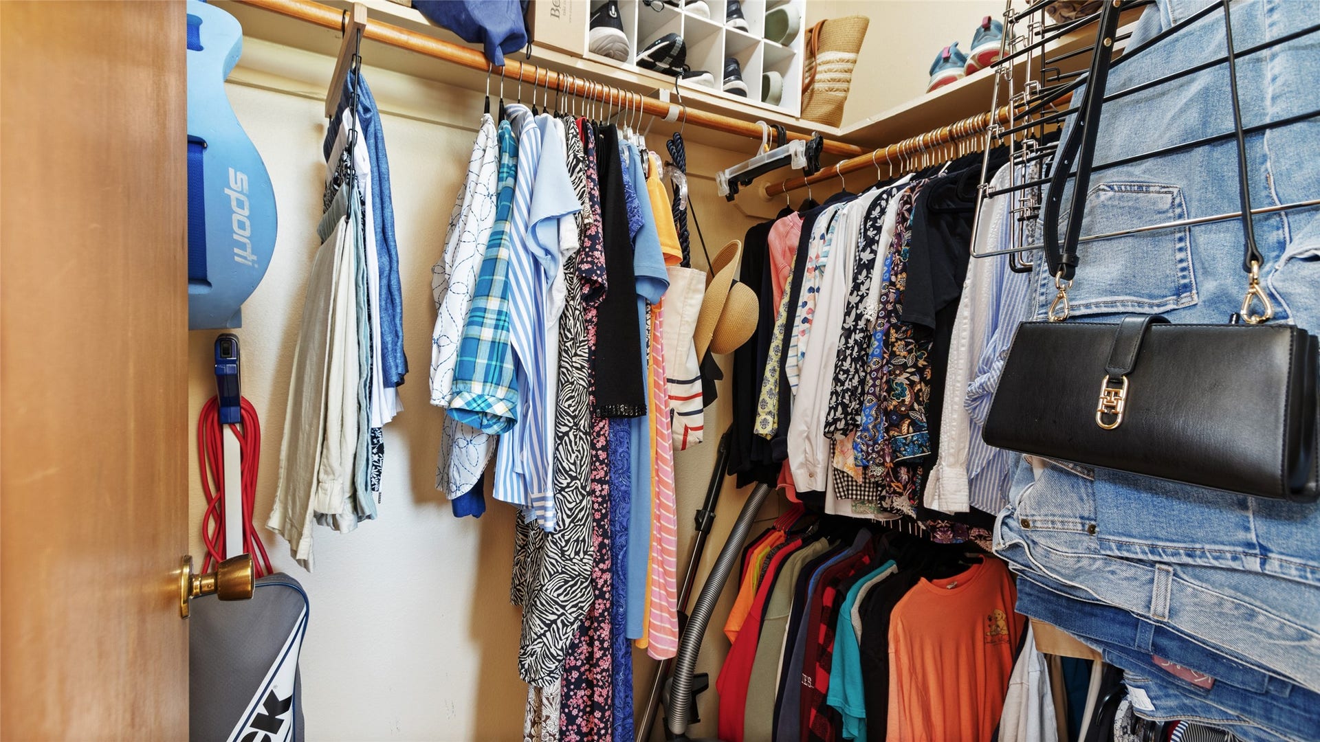 5101 W Zephyr Drive, #C378B, Alvin, TX 77511 Primary Closet