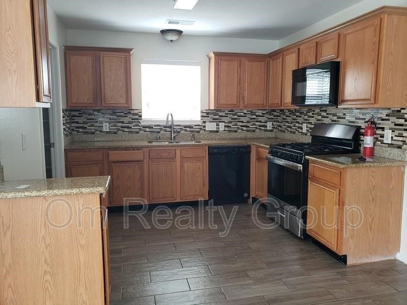 6655 Stonefort Ct, Katy, TX 77449 6655 Stonefort Ct, Katy, TX 77449