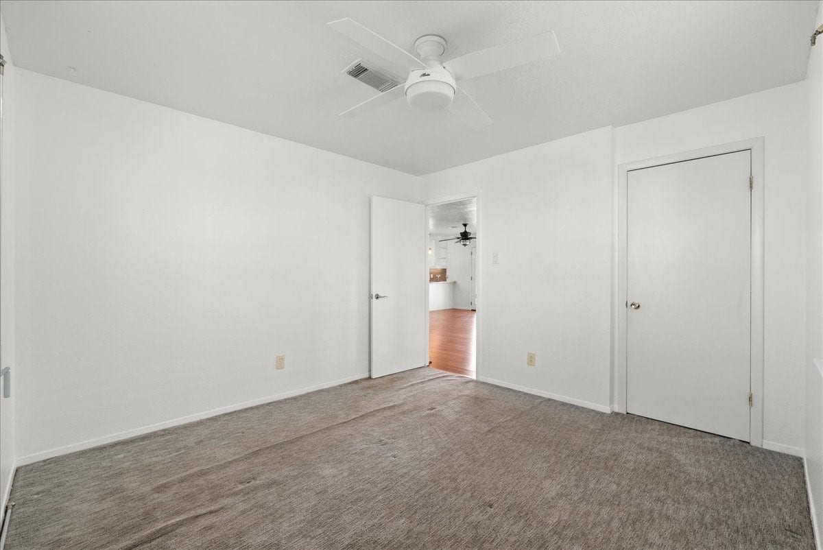 1172 Sailfish Street, Hitchcock, TX 77563 2nd Bedroom