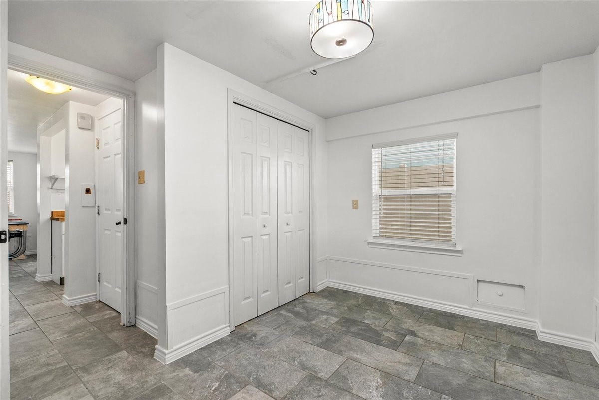 1172 Sailfish Street, Hitchcock, TX 77563 Downstairs bedroom