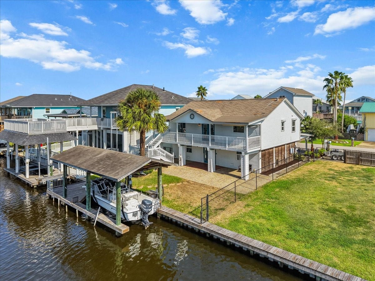 1172 Sailfish Street, Hitchcock, TX 77563 1172 Sailfish Street, Hitchcock, TX 77563