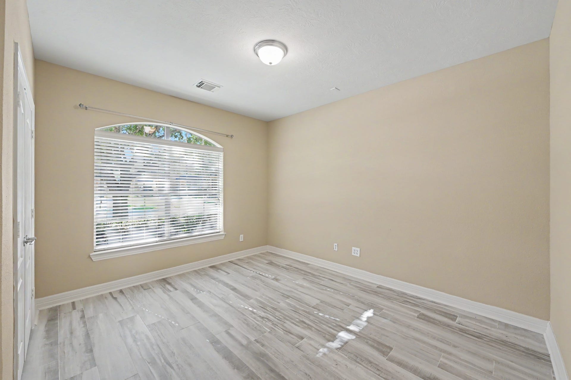 Downstairs guest bedroom
