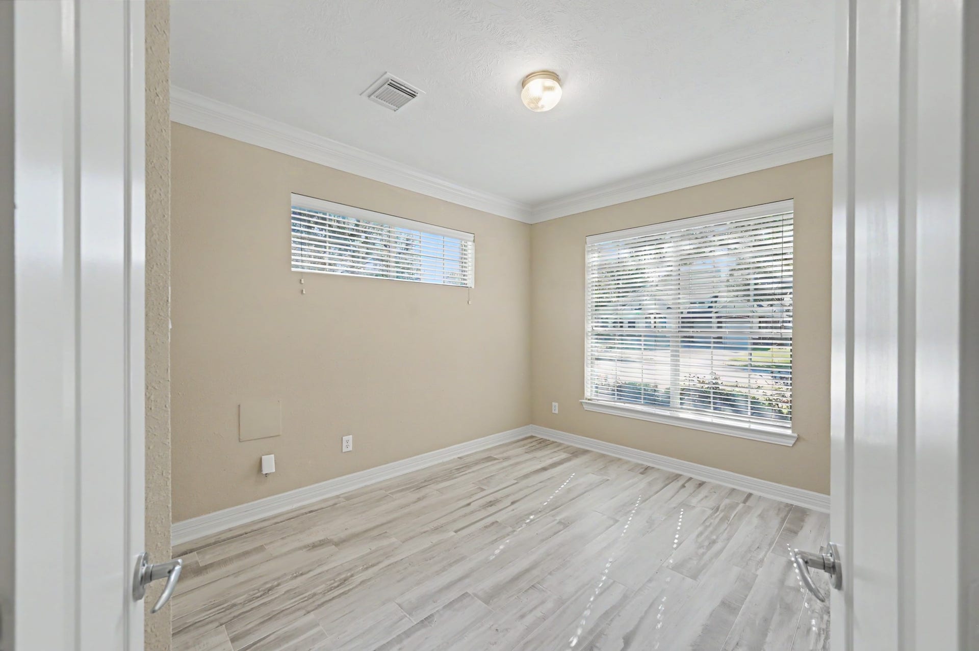 Office/Flex space