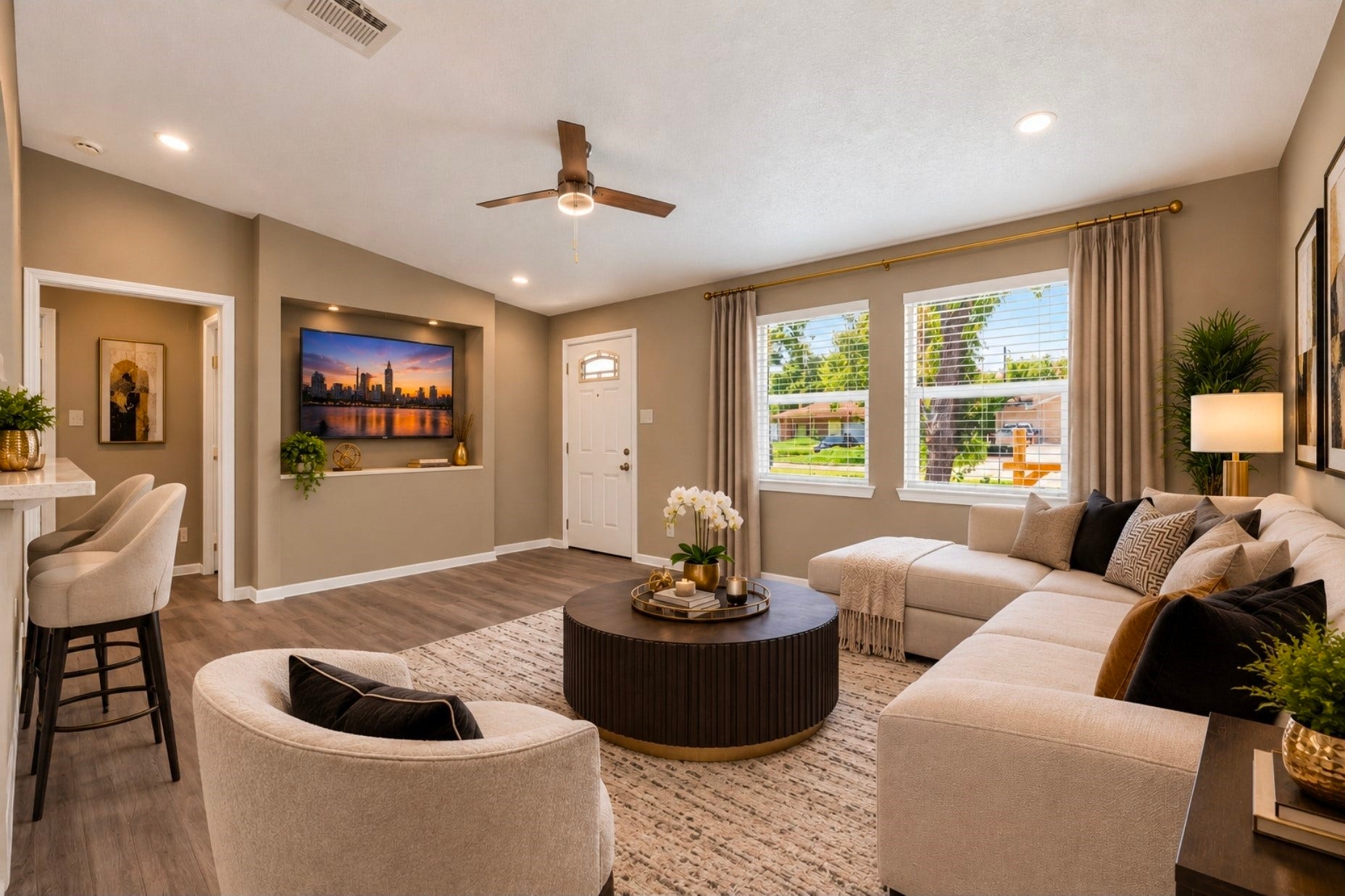 1302 Appomattox Drive, Texas City, TX 77591 Living room virtually staged