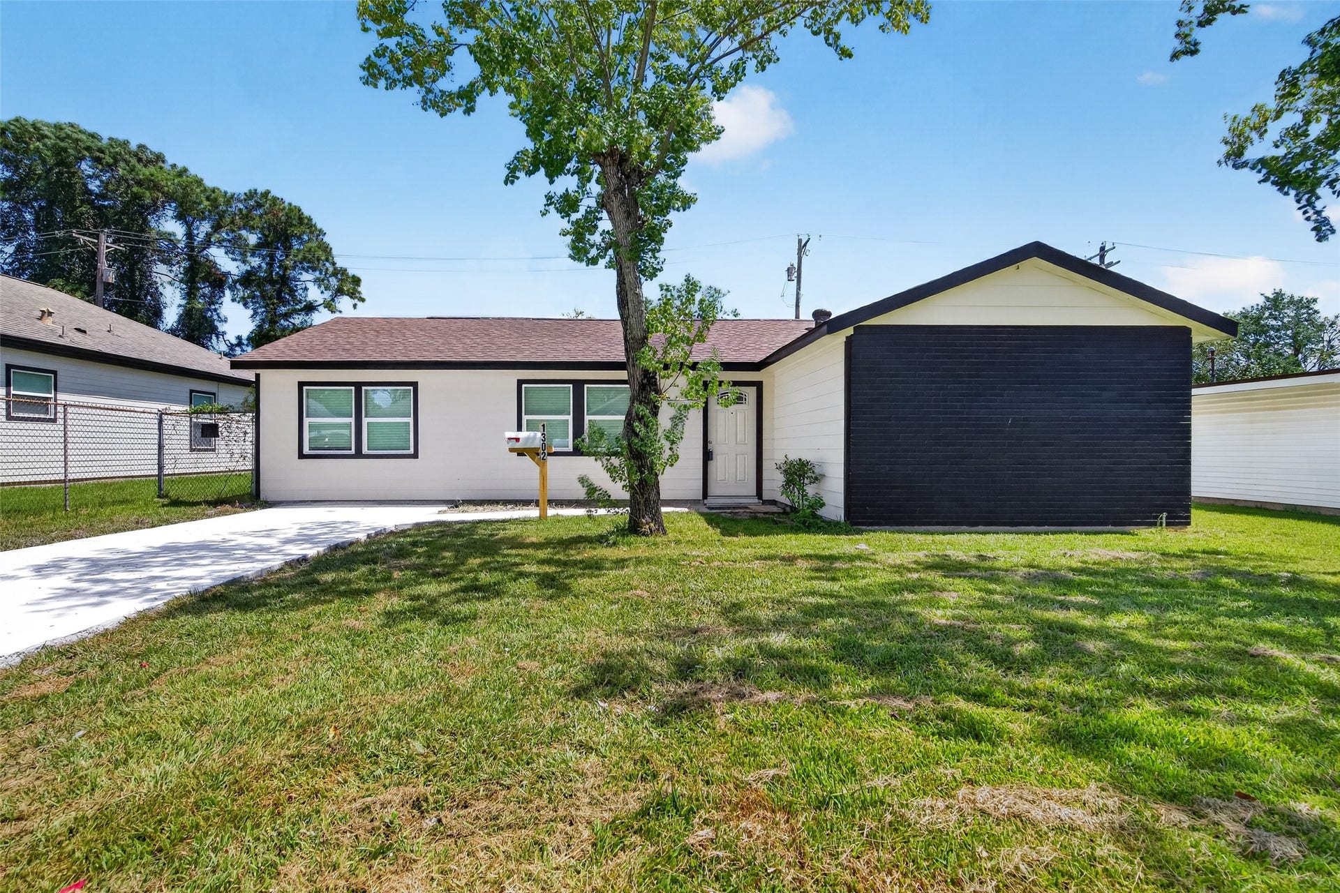 1302 Appomattox Drive, Texas City, TX 77591 1302 Appomattox Drive, Texas City, TX 77591