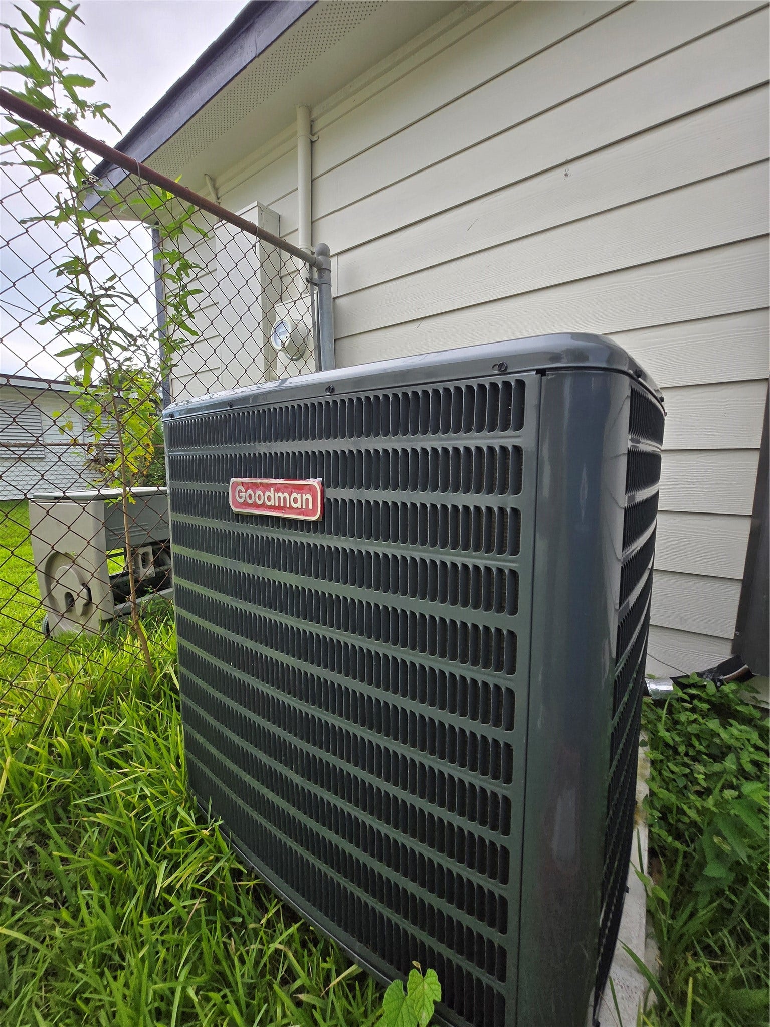 1302 Appomattox Drive, Texas City, TX 77591 New A/C compressor