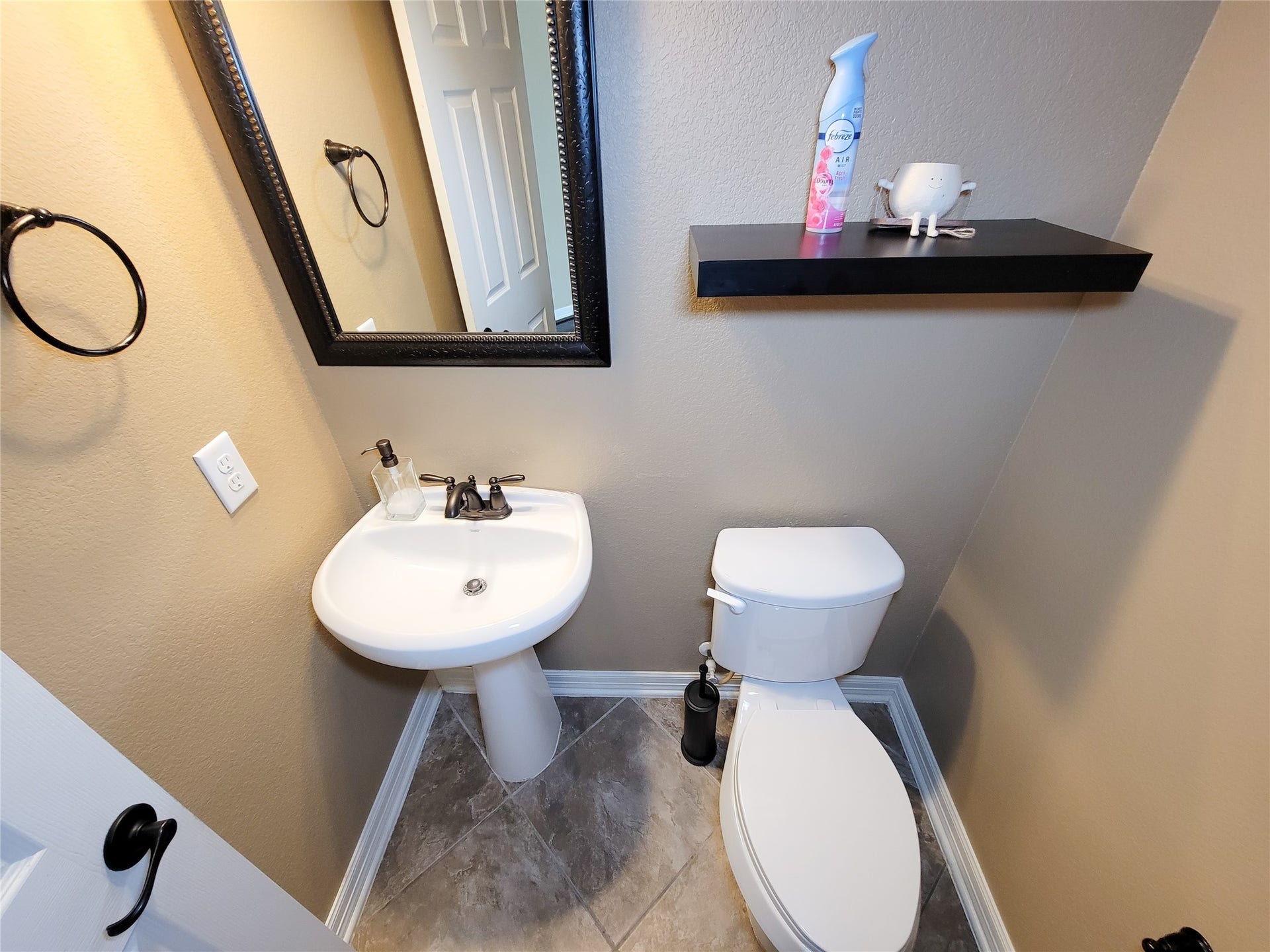 Powder Room