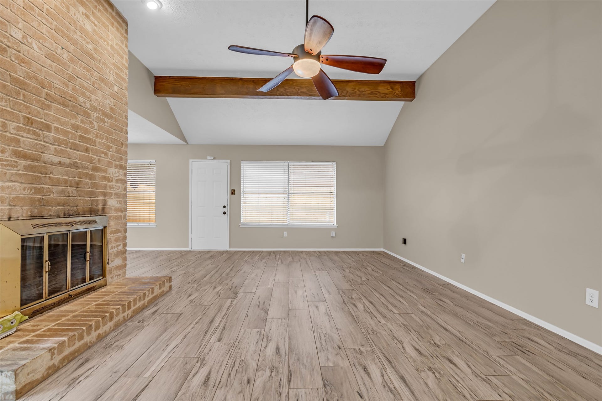 11827 Brook Meadows Lane, Meadows Place, TX 77477 11827 Brook Meadows Lane, Meadows Place, TX 77477
