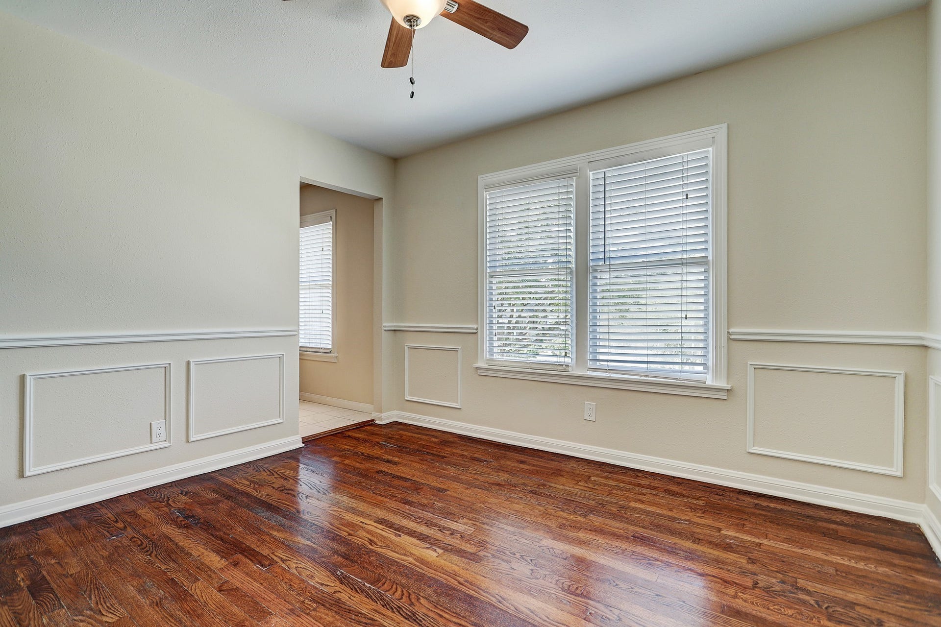 2806 Michaux St Street, Houston, TX 77009 2806 Michaux St Street, Houston, TX 77009