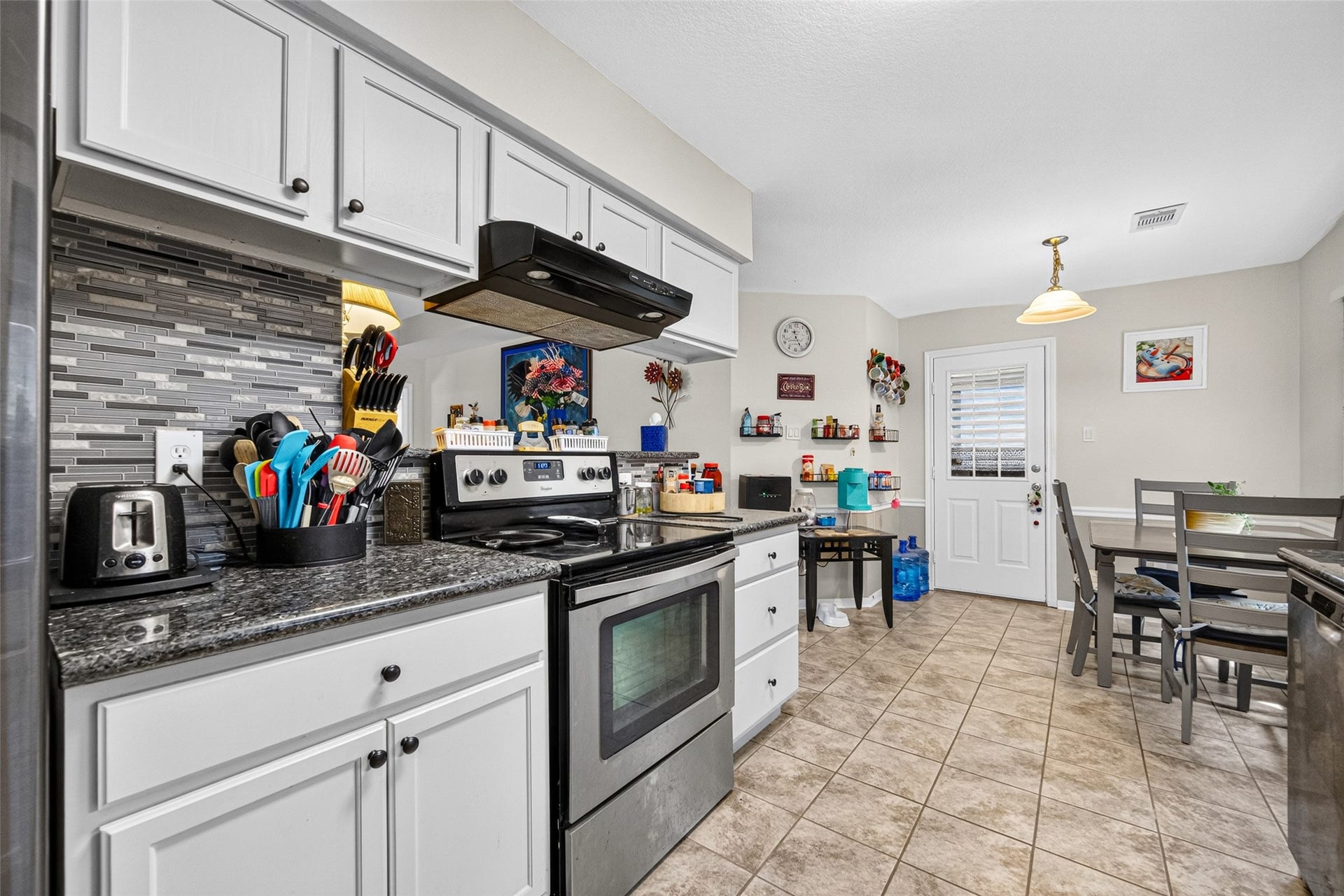 2316 29th Avenue N, Texas City, TX 77590 2316 29th Avenue N, Texas City, TX 77590