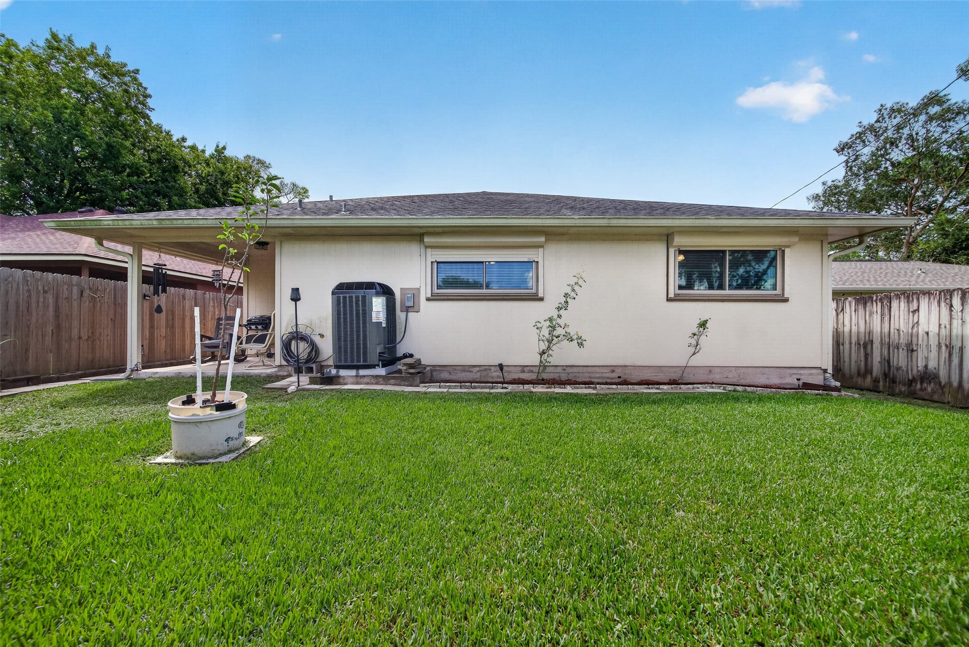 2316 29th Avenue N, Texas City, TX 77590 2316 29th Avenue N, Texas City, TX 77590