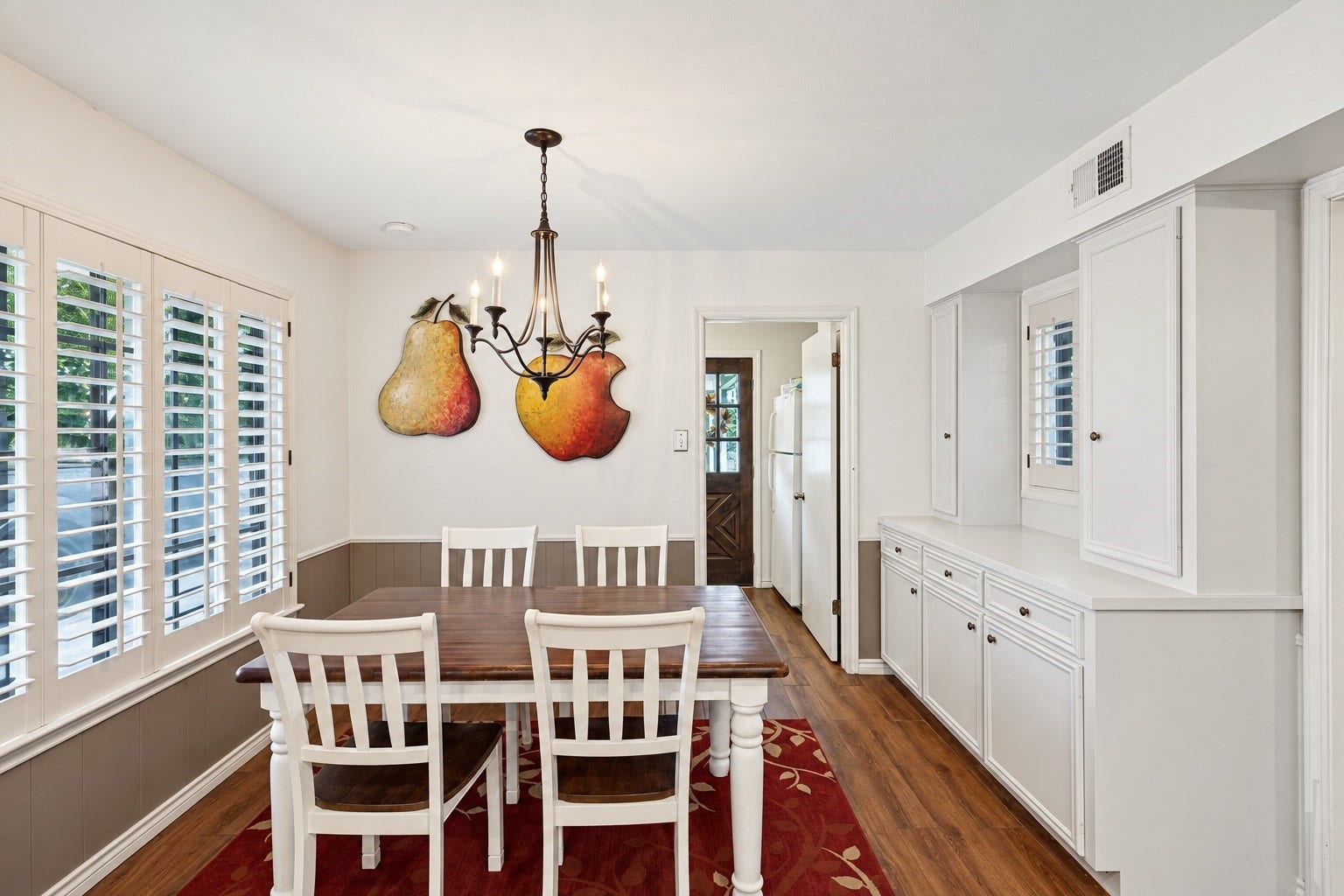807 Longview Drive, Sugar Land, TX 77478 807 Longview Drive, Sugar Land, TX 77478