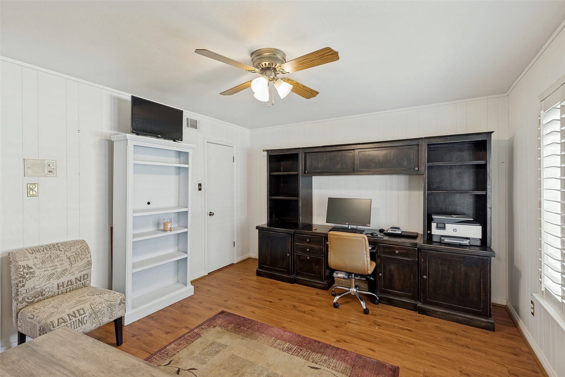 807 Longview Drive, Sugar Land, TX 77478 807 Longview Drive, Sugar Land, TX 77478