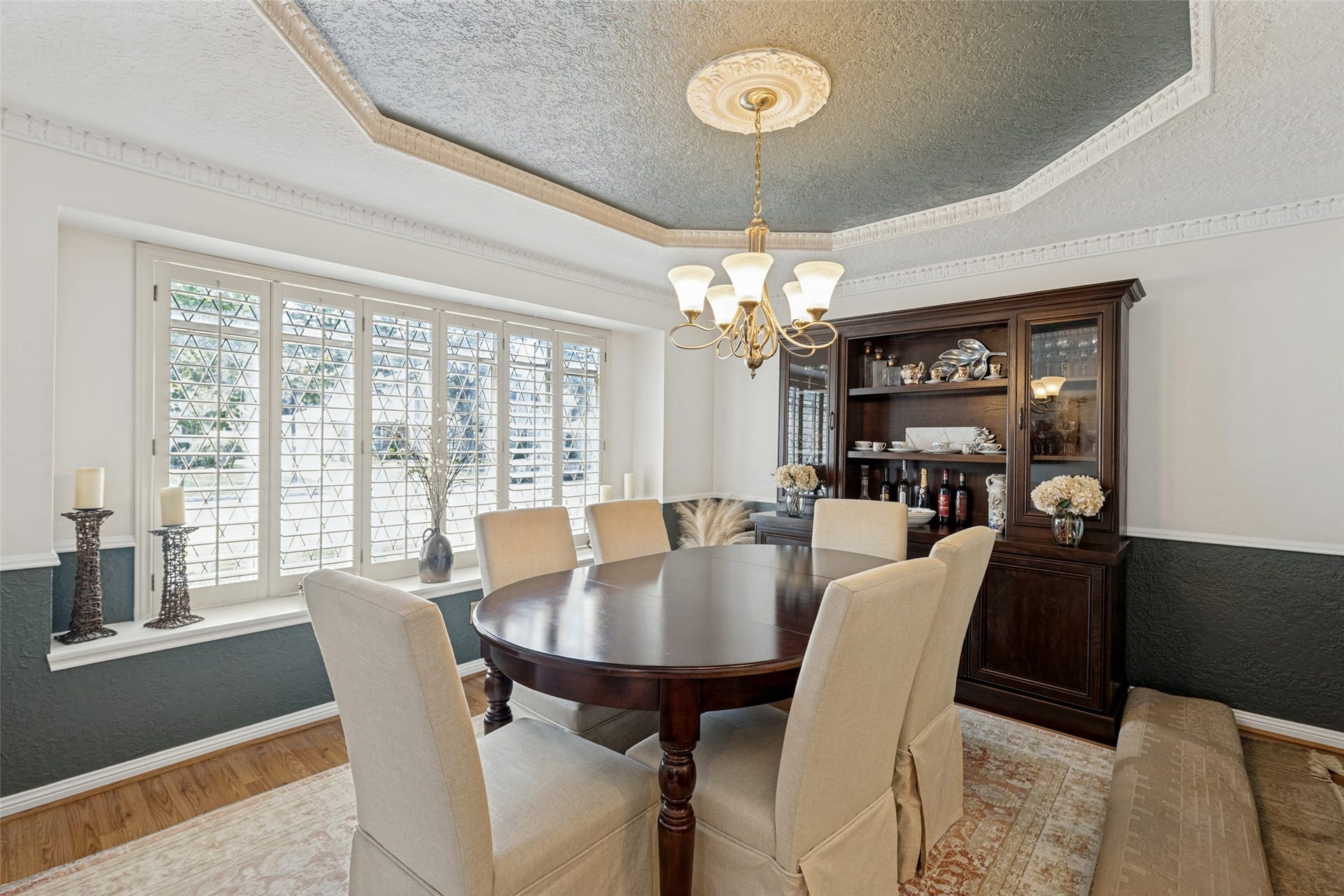 807 Longview Drive, Sugar Land, TX 77478 807 Longview Drive, Sugar Land, TX 77478