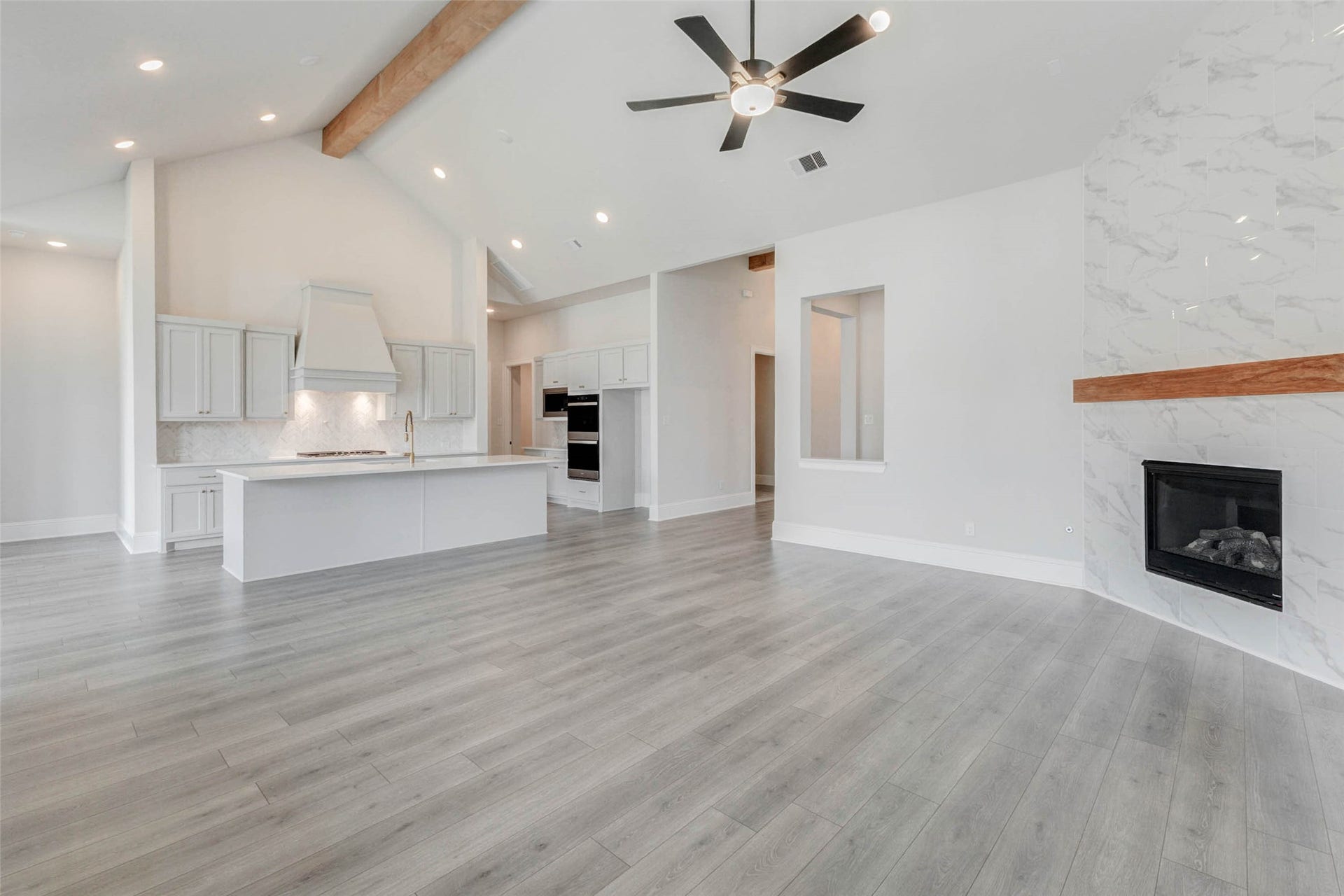 4834 Parkgate Avenue, Fulshear, TX 77441