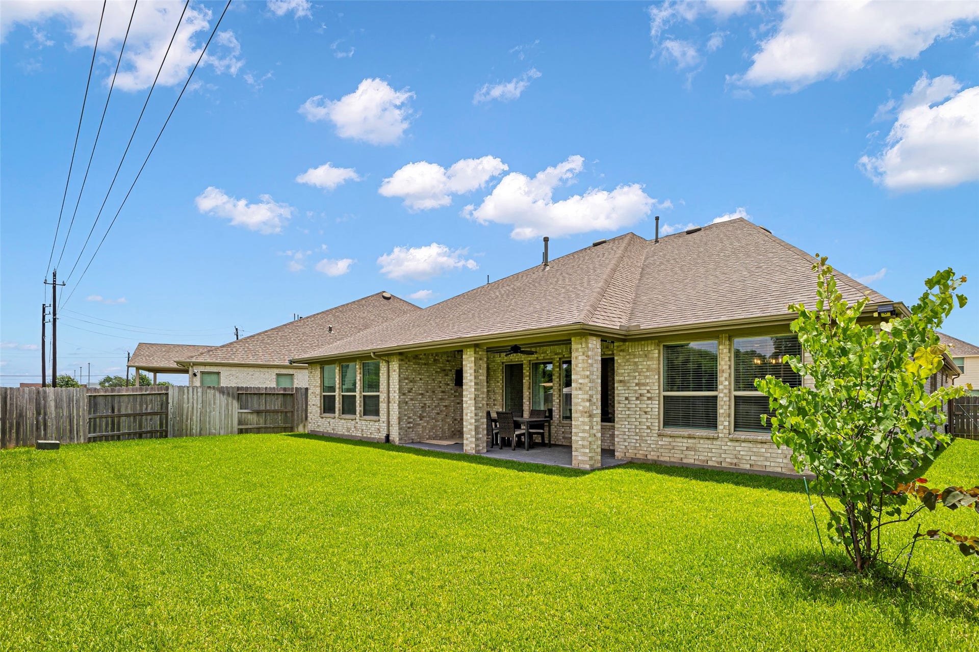 7823 Leighton Trail, Pasadena, TX 77505 7823 Leighton Trail, Pasadena, TX 77505