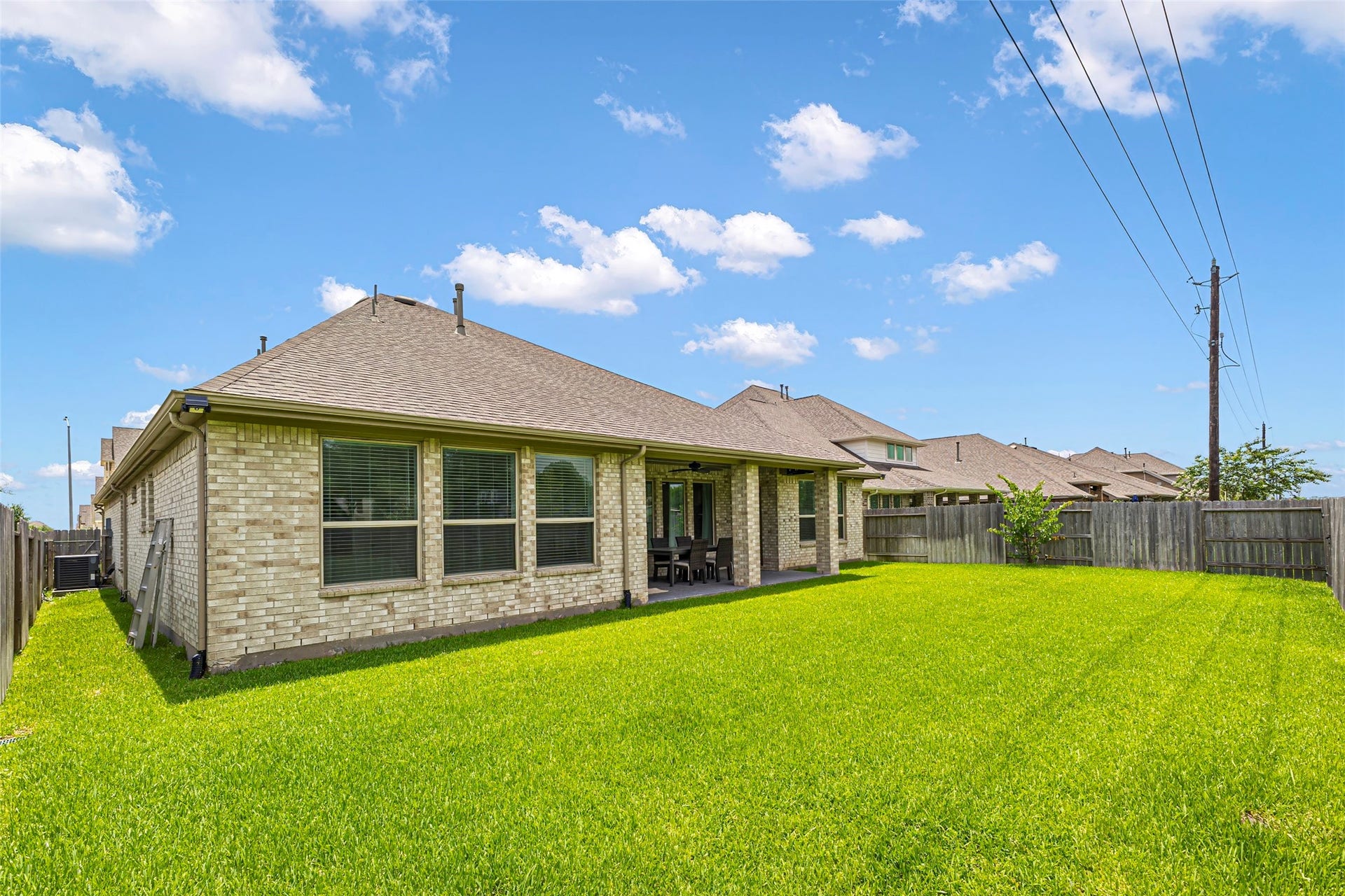 7823 Leighton Trail, Pasadena, TX 77505 7823 Leighton Trail, Pasadena, TX 77505