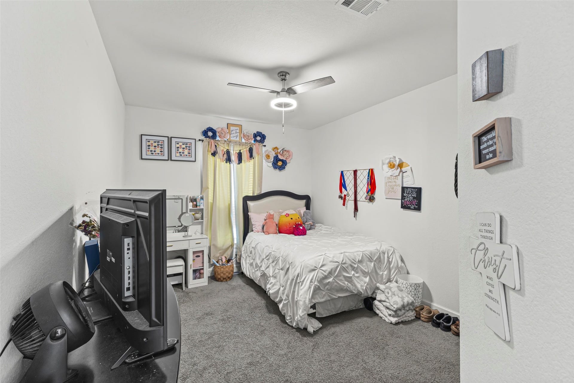 7823 Leighton Trail, Pasadena, TX 77505 7823 Leighton Trail, Pasadena, TX 77505