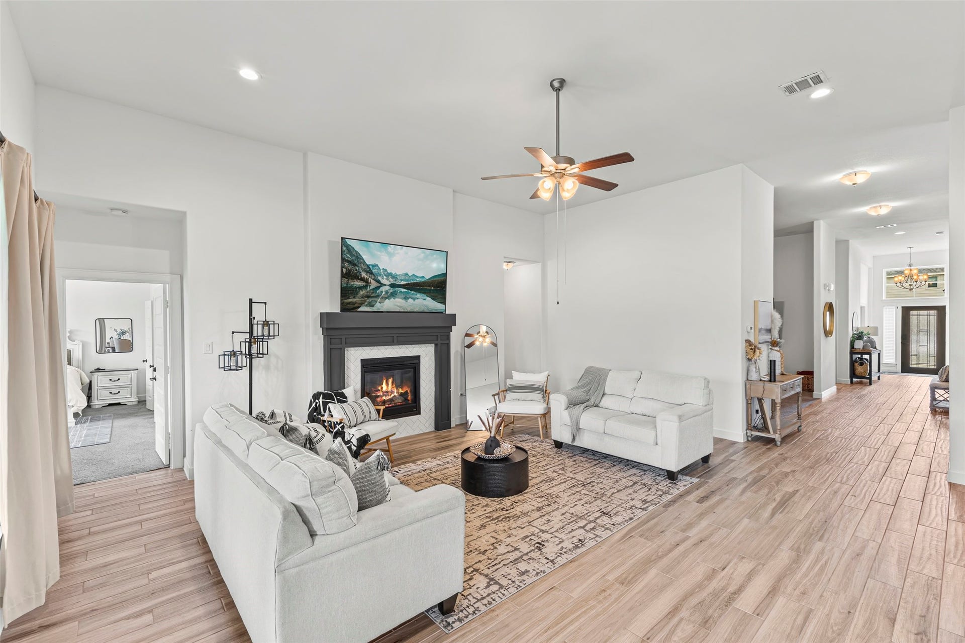 7823 Leighton Trail, Pasadena, TX 77505 7823 Leighton Trail, Pasadena, TX 77505