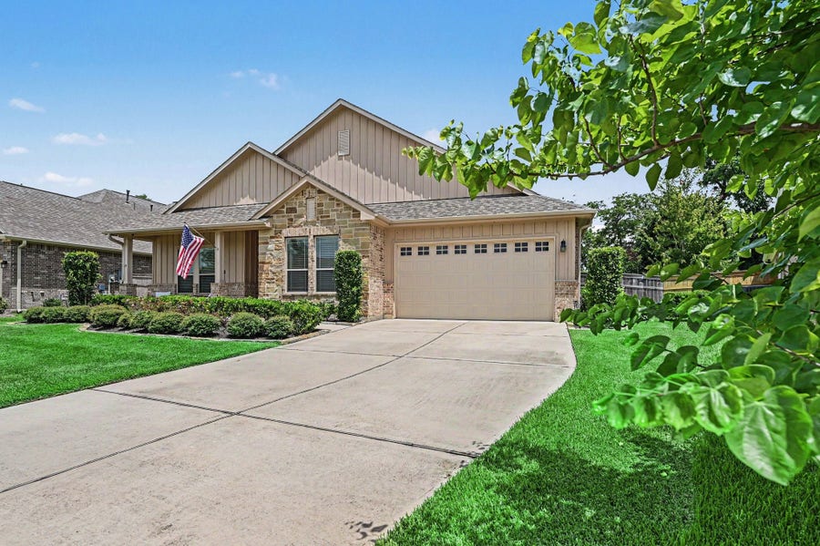 Property photo for 33002 Woodlake Drive, Fulshear, TX