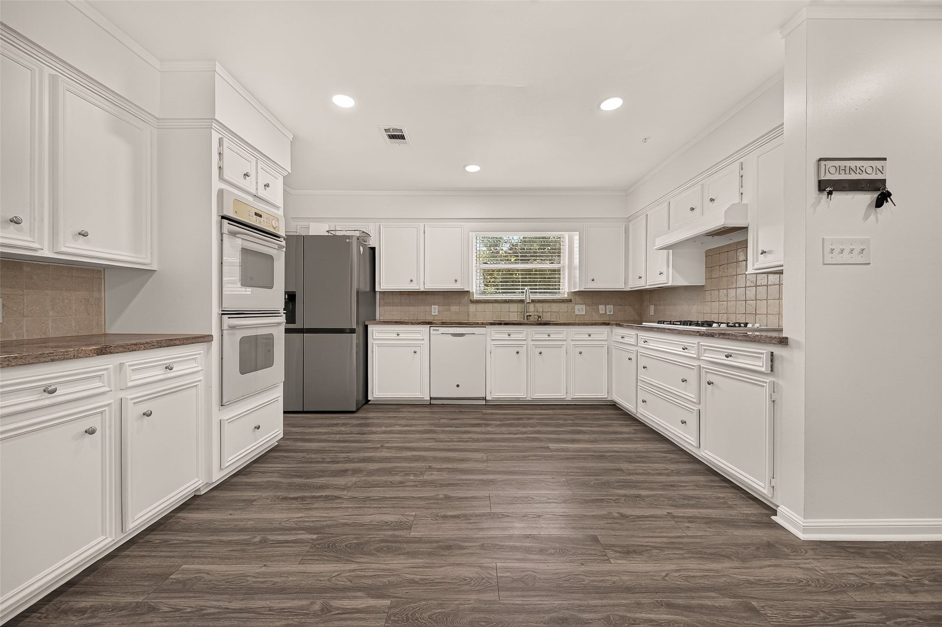 2230 S Fountain Valley Drive, Missouri City, TX 77459 2230 S Fountain Valley Drive, Missouri City, TX 77459