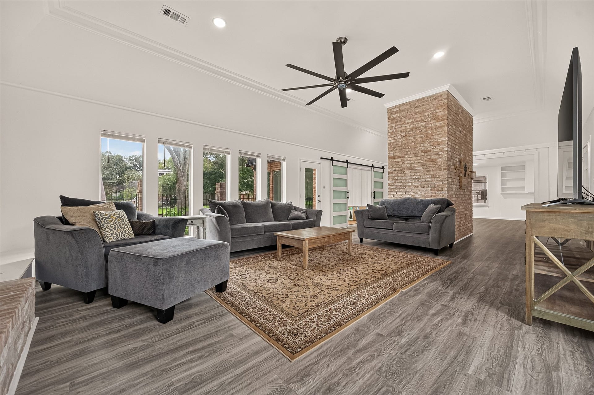 2230 S Fountain Valley Drive, Missouri City, TX 77459 2230 S Fountain Valley Drive, Missouri City, TX 77459