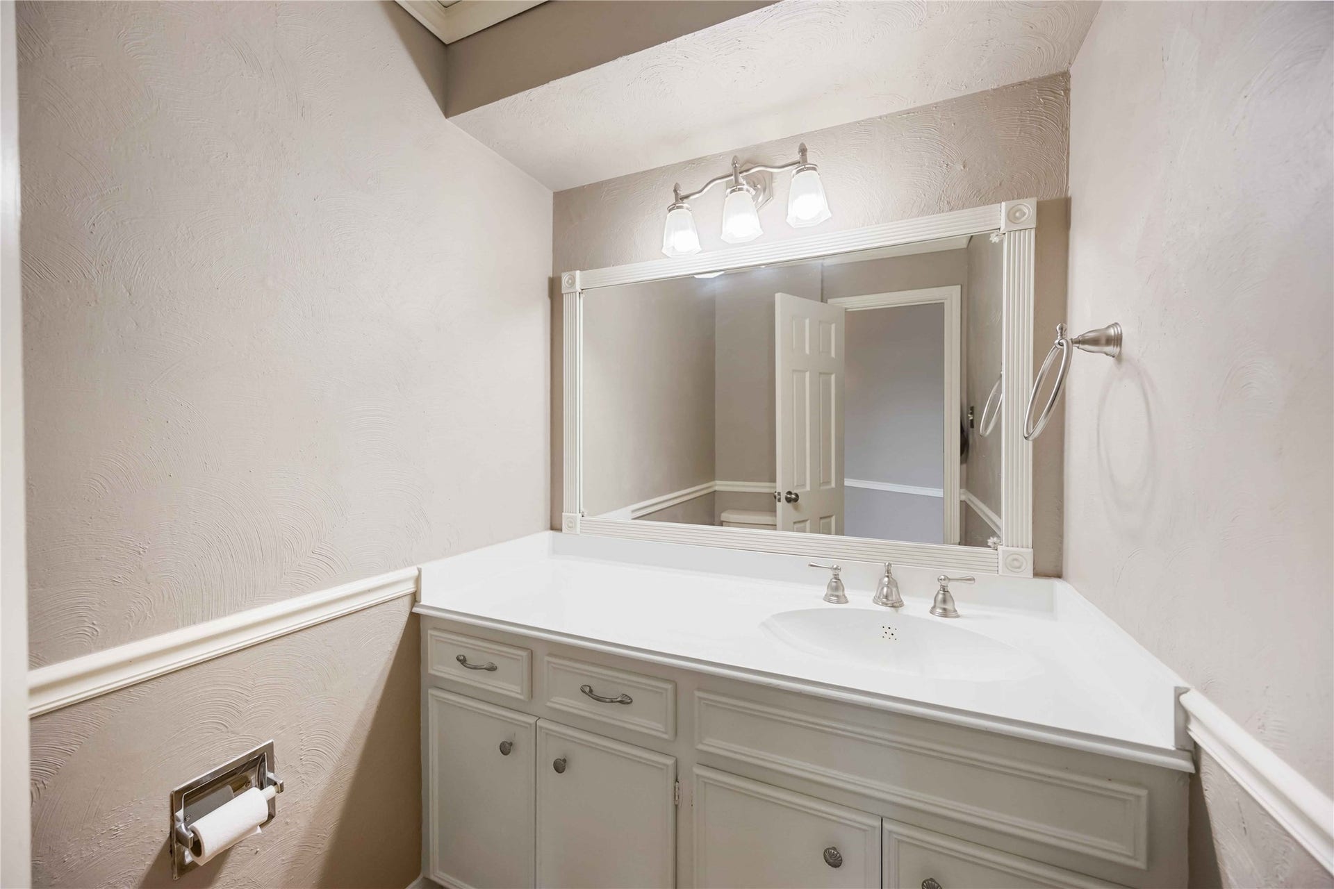 18623 Point Lookout Drive, Nassau Bay, TX 77058 18623 Point Lookout Drive, Nassau Bay, TX 77058